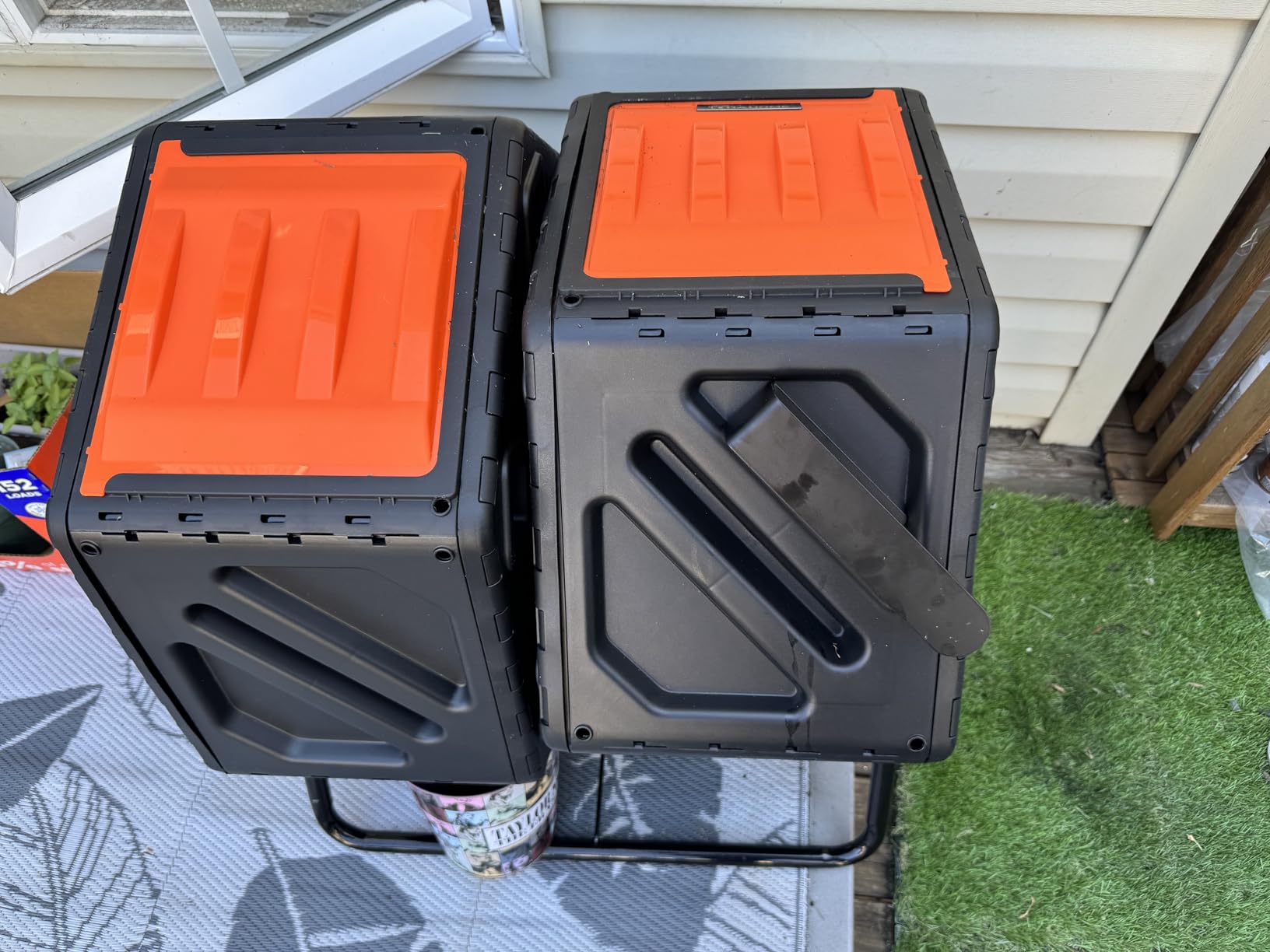 YITAHOME 120 Gallon (450L) Large Outdoor Compost Bin, Composter Box with Snap-on Top Lid and Aeration System, Lightweight Garden Compost Barrel Tumbler, Easy Assembly customer photo 1