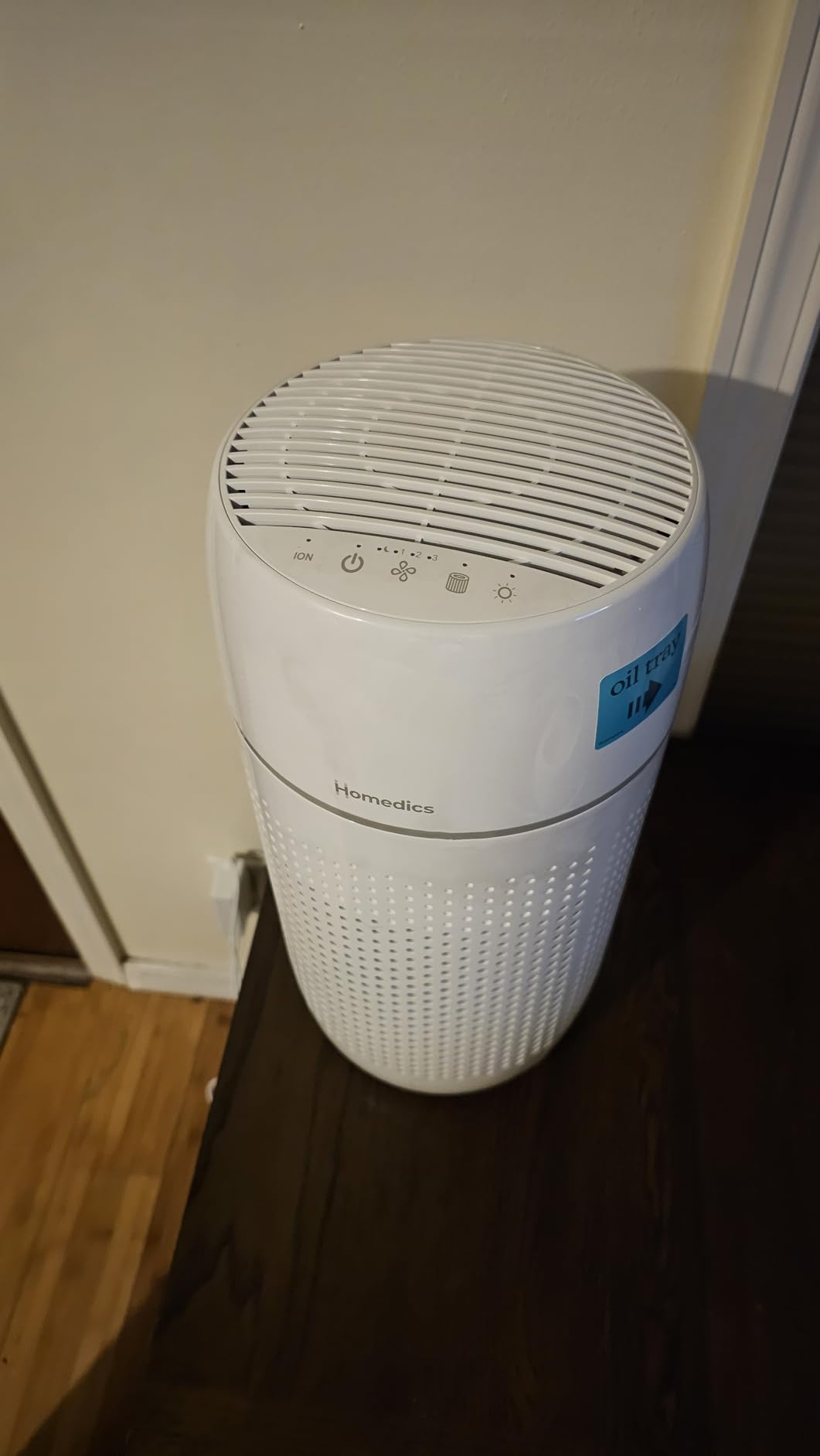 Homedics Air Purifier T22, 5-in-1 Tower Air Purifier, 99% HEPA-Type Filtration with UV-C Technology and Carbon Odor Filter, 4 Speeds, Essential Oil Aromatherapy Tray, for Medium Rooms customer photo 1