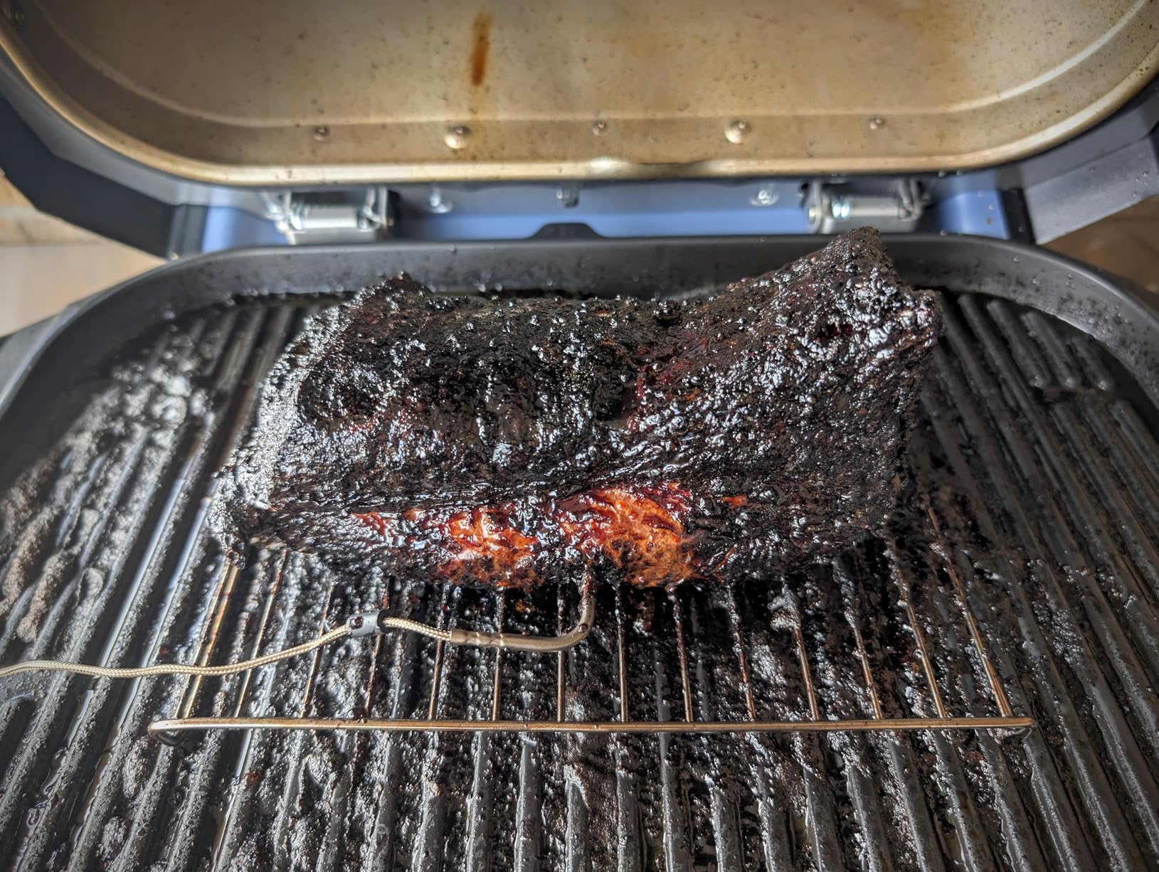Ninja OG951 Woodfire Pro Connect Premium XL Outdoor Grill & Smoker, Bluetooth, App Enabled, 7-in-1 Master Grill, BBQ Smoker, Outdoor Air Fryer, Woodfire Technology, 2 Built-In Thermometers customer photo 2