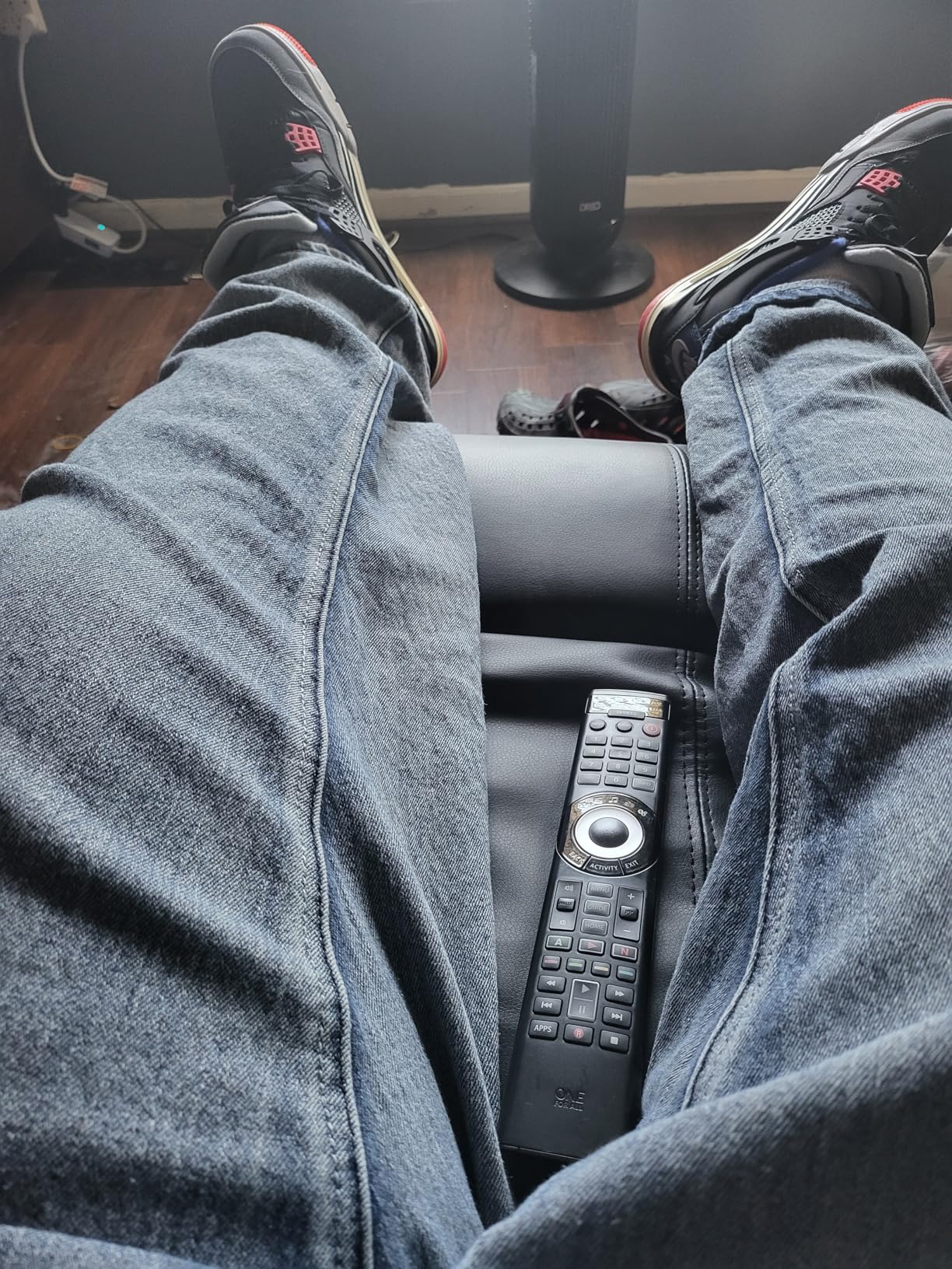 Korser Recliner Chair, Rocking Chair with Massage and Heat, 360 Degree Swivel Recliner Chairs for Adults, Rocker Manual Recliner with Remote Control and Cup Holder for Living Room, Bedroom, Nursery customer photo 2