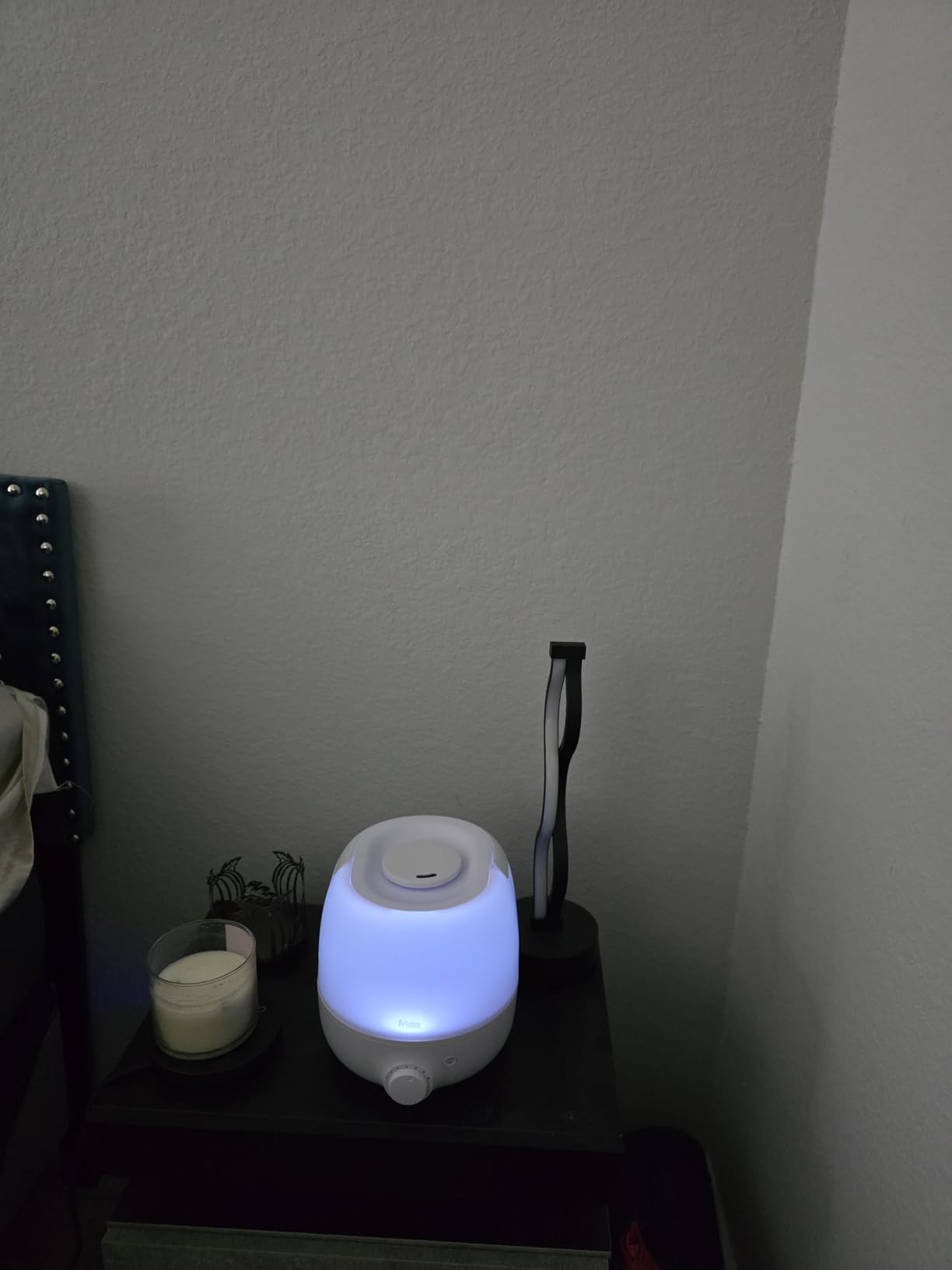 Frida Baby 3-in-1 XL Top Fill Humidifier for Bedroom, Cold and Flu Relief, 6L Tank Cool Mist Humidifier plus Diffuser for Large Rooms, Nightlight, Auto-Off, Quiet, Essential Oil Diffuser customer photo 1