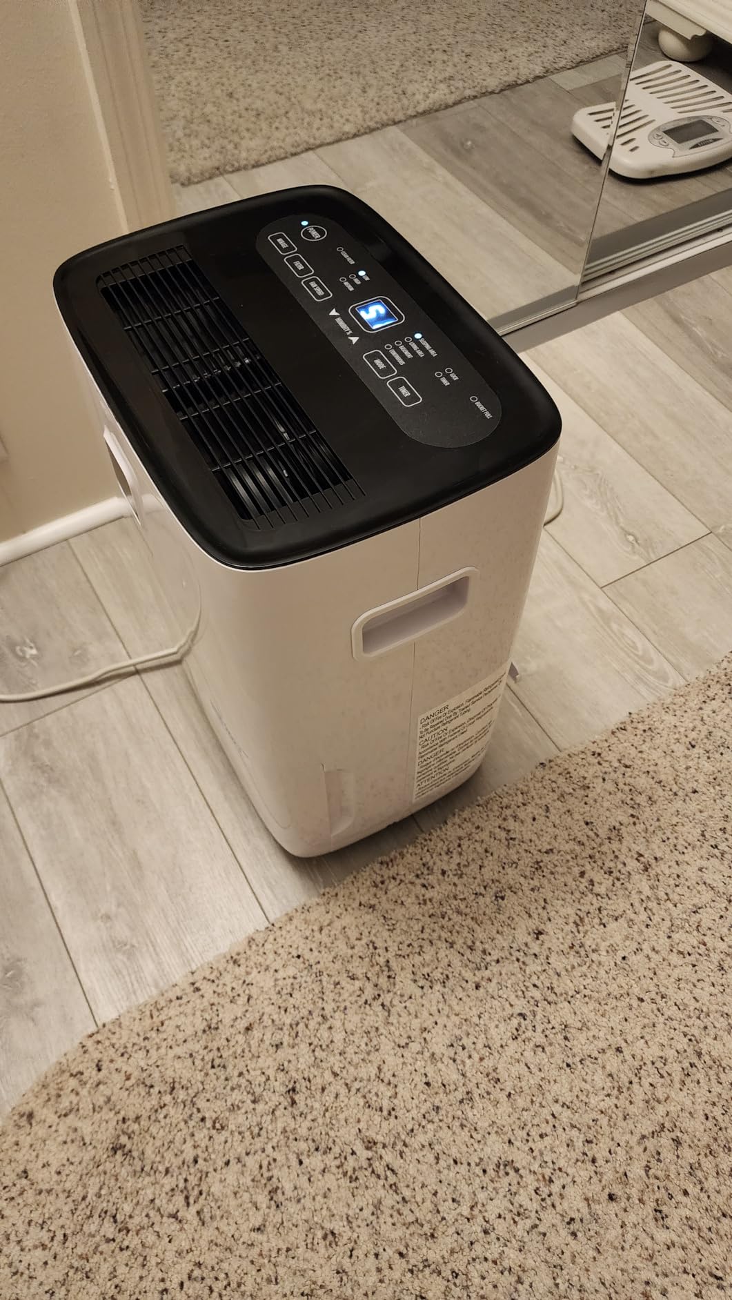 Yaufey 5000 Sq. Ft. Energy Star Certified Dehumidifier, Max 80 Pints Dehumidifier for Basement with Drain Hose, Smart Compressor with Intelligent Humidity Control, Dehumidifiers for Home Bedroom customer photo 2