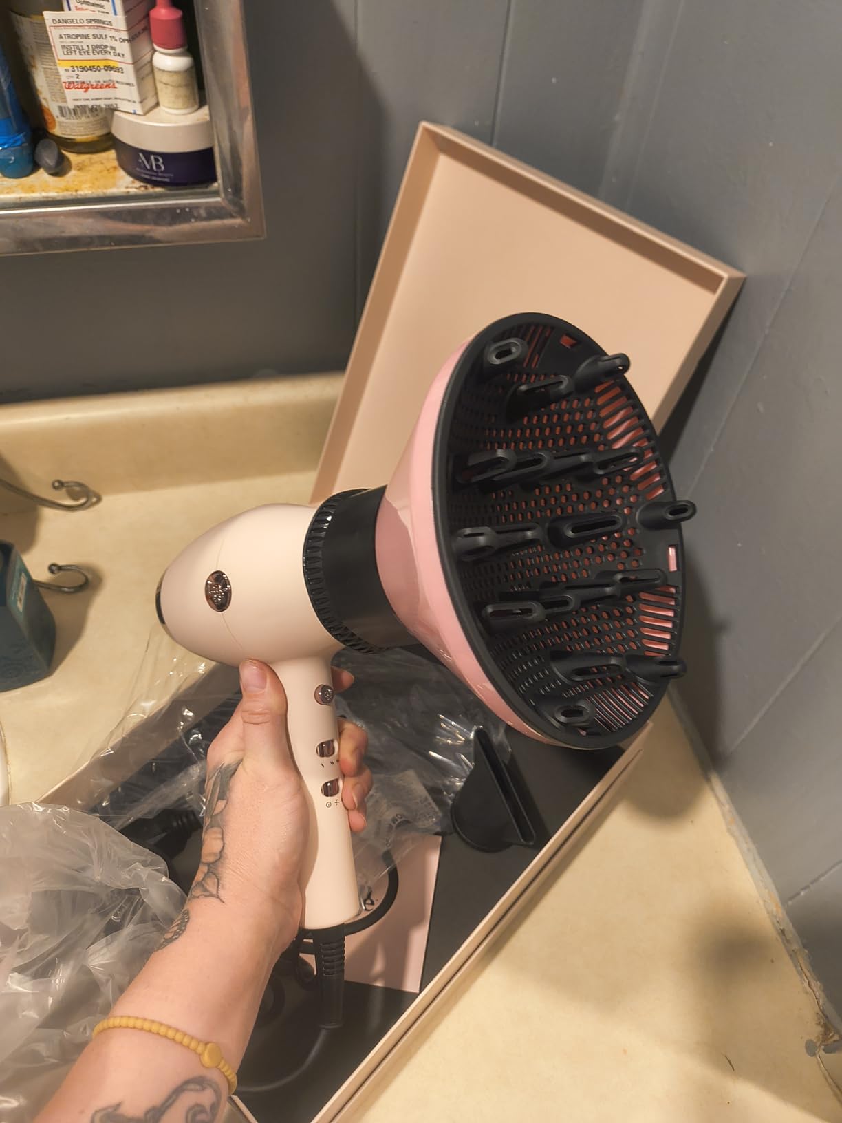 L'Ange Hair Soleil Professional Hair Dryer | Fast Drying Ionic Blow Dryer for Frizz-Free Results | 3 Heat Settings with Cool Shot Feature | Lightweight Hairdryer with Concentrator 1875W | Blush customer photo 2