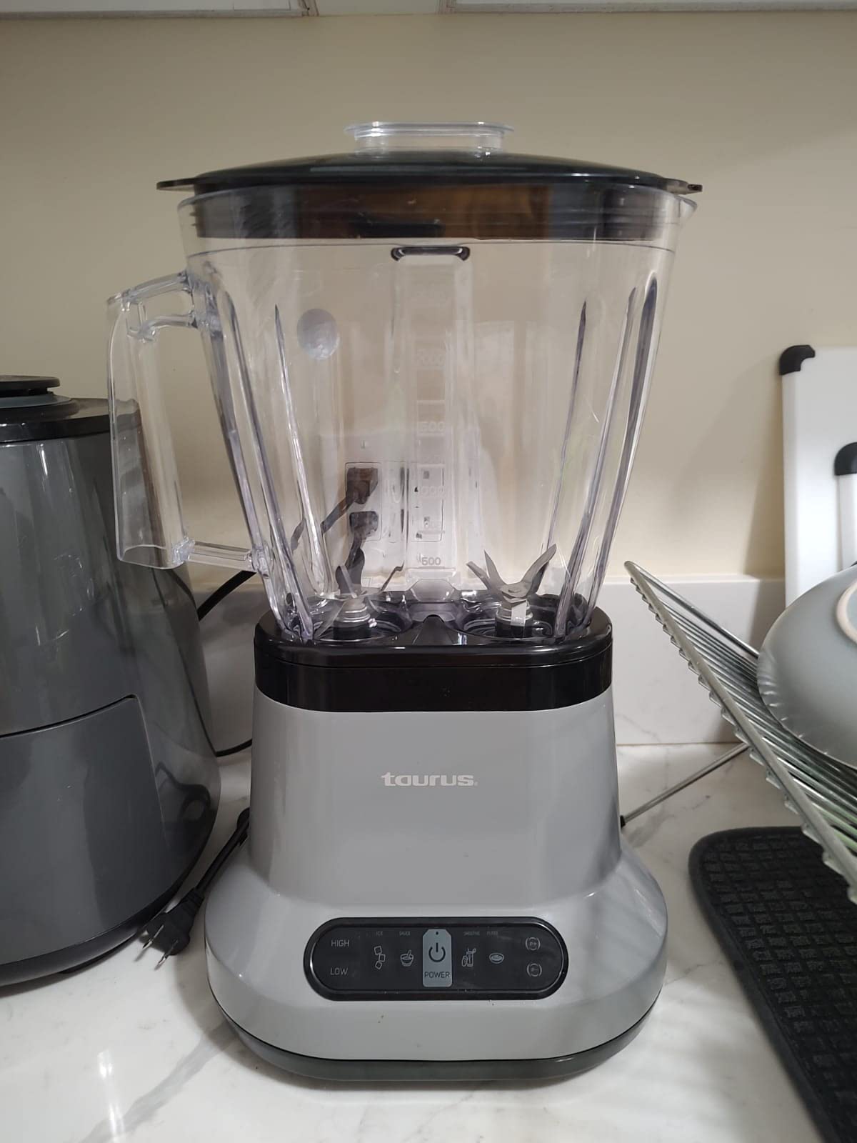High-Performance Countertop Blender - 1500W Professional Power, 8 Presets, 64oz Tritan Jar, Self-Cleaning, Smoothie & Hot Soup Maker for Home & Kitchen, Blaze by Taurus customer photo 1