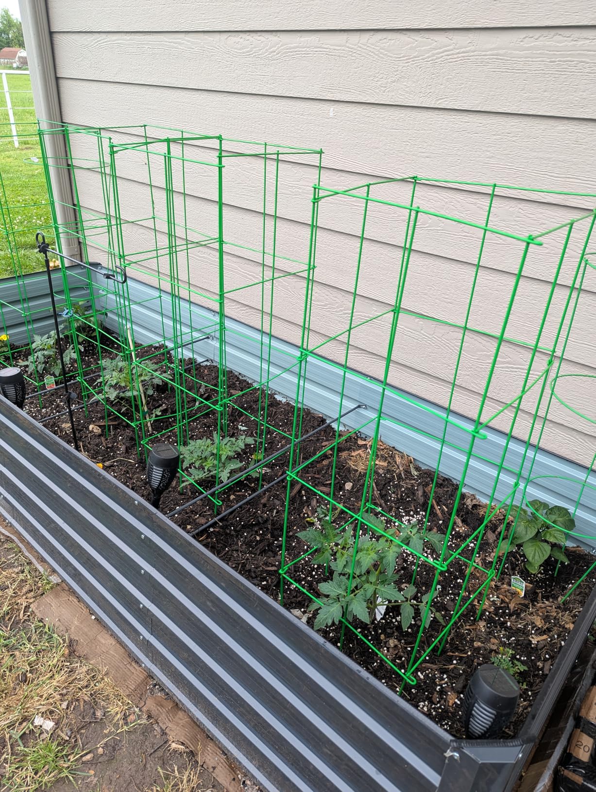 Ohuhu 8x3x1.9 FT Metal Raised Garden Bed Outdoor, Reinforced Deep Root Galvanized Steel Rustproof Planter Box, 100% Non-Toxic, 341 Gal Heavy Duty Tall Raised Beds for Growing Vegetables Flowers Herbs customer photo 1