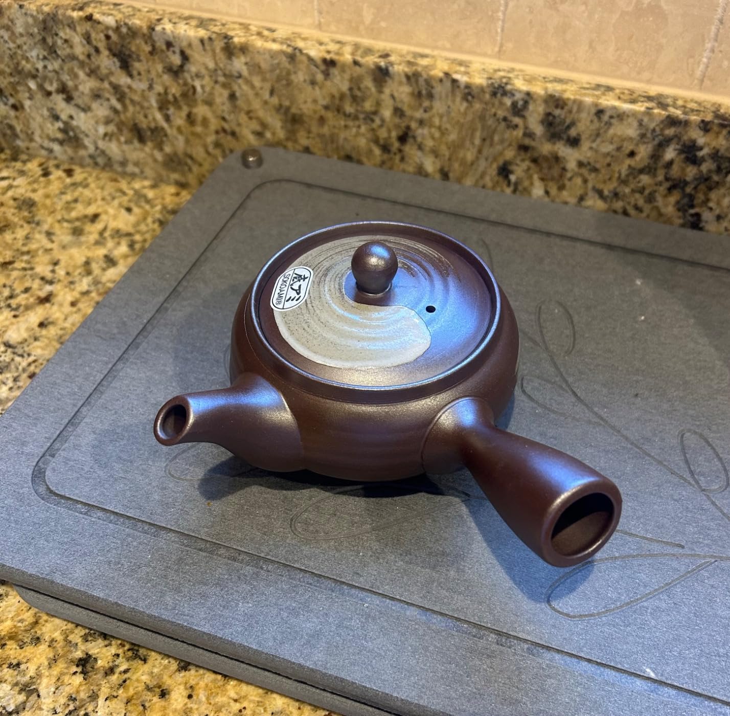 Banko-Yaki Japanese Tea Pot - Traditional Japanese Tea Kettle with Stainless Steel Bottom Strainer - Heat Resistant and Durable Ceramic Teapot for Deep Steamed Tea (Deep Blue) customer photo 1