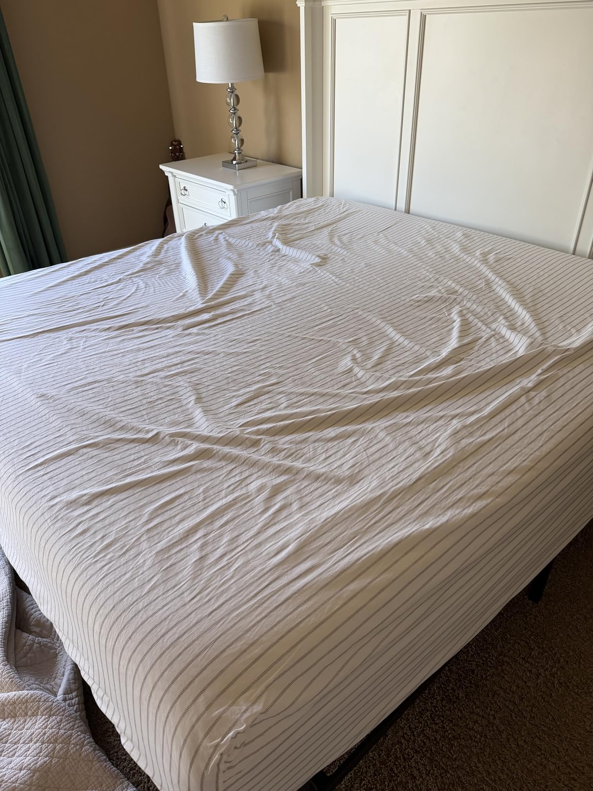 Eddie Bauer - Queen Sheets, Cotton Percale Bedding Set, Crisp & Cool Home Decor (Essential Stripe White, Queen) customer photo 1