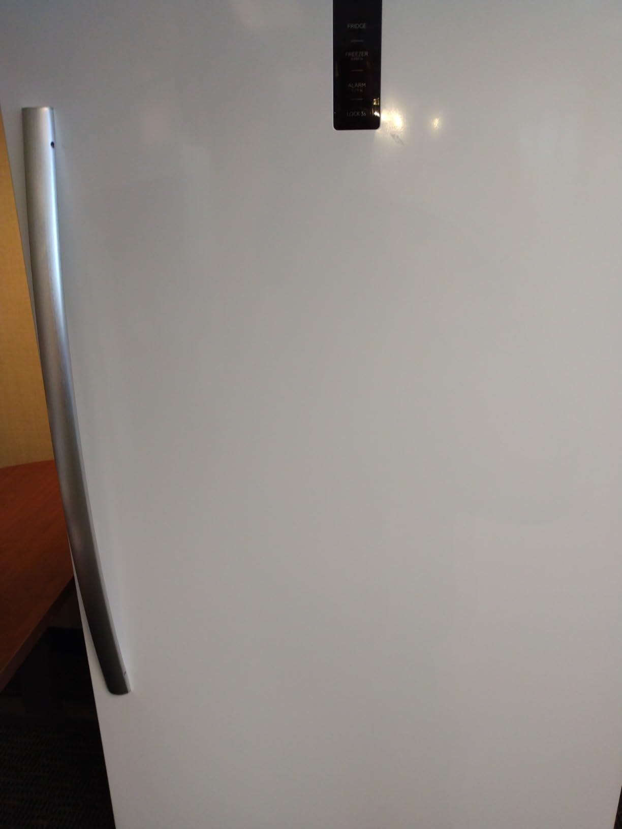 Kenmore Upright Freezer - Convertible Refrigerator/Freezer, 4 Shelves, Garage Ready, Meat Storage, Auto Defrost, 21.0 Cubic Feet Capacity, White customer photo 2