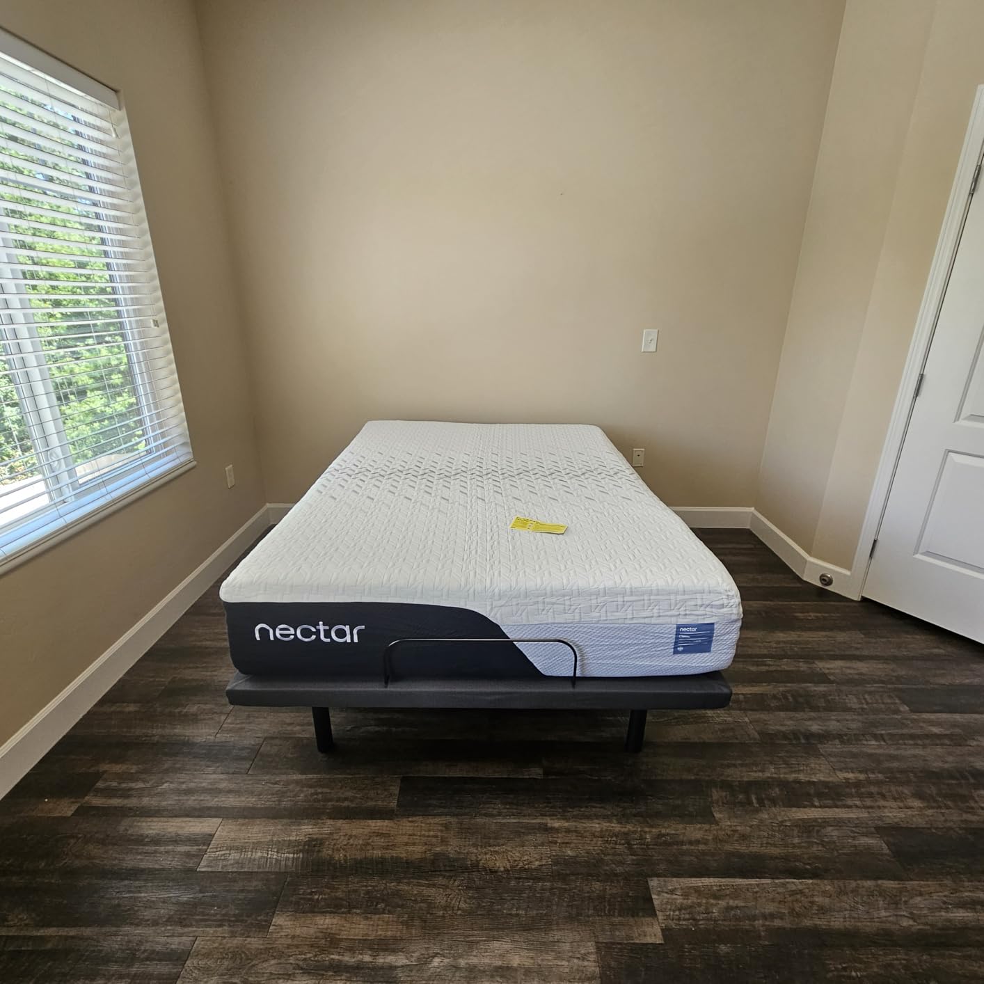 Nectar Premier Adjustable Base - Twin XL - Head & Foot Incline - Wireless Remote with Memory - 3 Massage Settings - 4 USB Ports - Anti-Snore & Zero Gravity customer photo 2