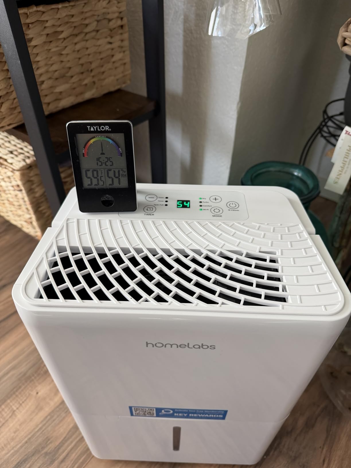 hOmeLabs Dehumidifier 7,500 Sq Ft Wi-Fi with Pump (50 Pint MAX 120 Pint at 95F, 90% RH) for Home, Office, Basements with Powerful Moisture Removal, Humidity Control, Auto Shut-off, Quiet Operation customer photo 1