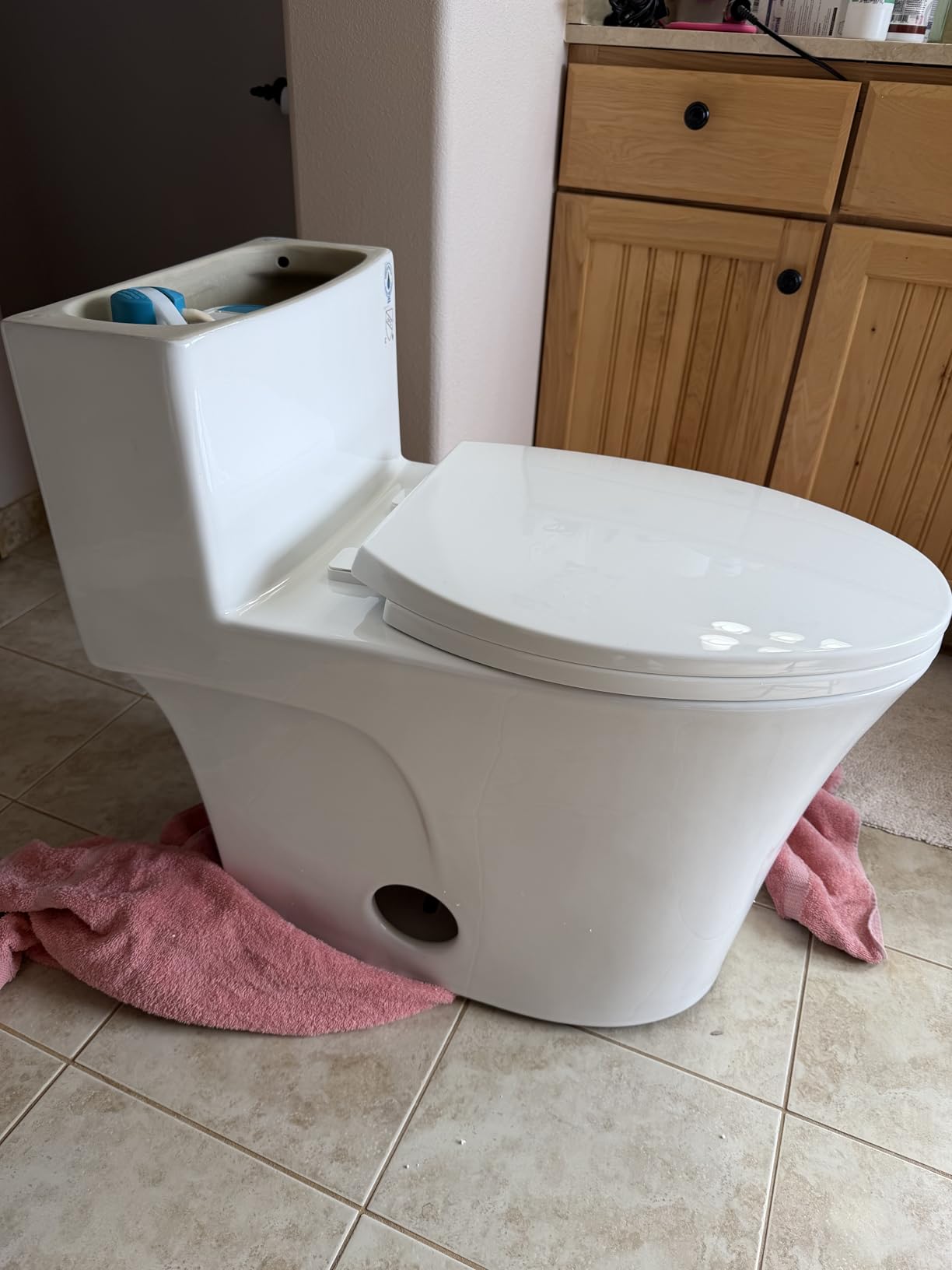 HOROW T0338W One Piece Toilet with Smart Seat, Elongated ADA Height Toilets with Heated Seat, Luxury Smart Toilet with Bidet Built-in, Dual Flush 12'' Rough-in, Standard White Toilet customer photo 2