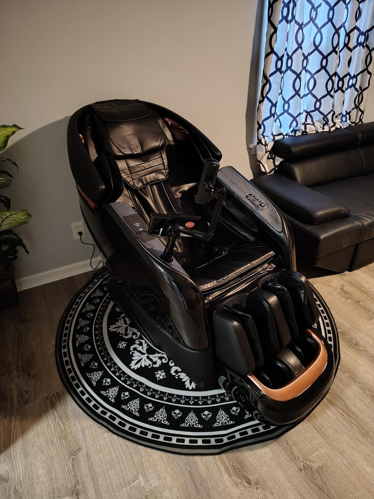 Massage Chair Full Body, 2026 Zero Gravity SL-Track Shiatsu Massage Chairs Recliner with AI Voice, LED Backlight Remote Control, Waist & Calf Heating, Phone Joystick and Holder, G6 Black customer photo 1