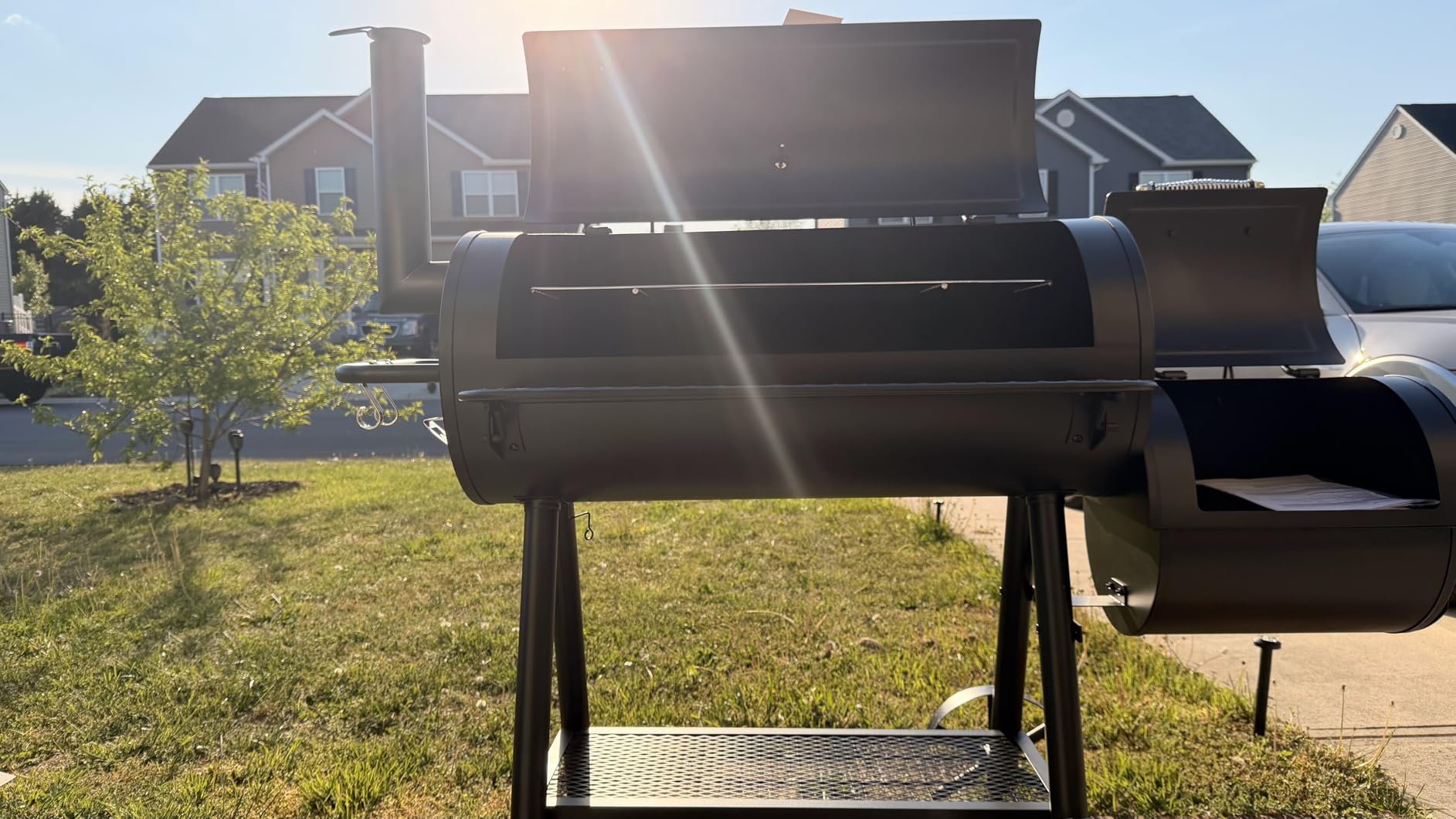 Sophia & William Heavy-Duty Vertical Offset Charcoal Smoker Extra Large Outdoor BBQ Grill with Offset Smoker, 961 SQ.IN. Cooking Area with Warming Tray, Push-out Ash Tray customer photo 2