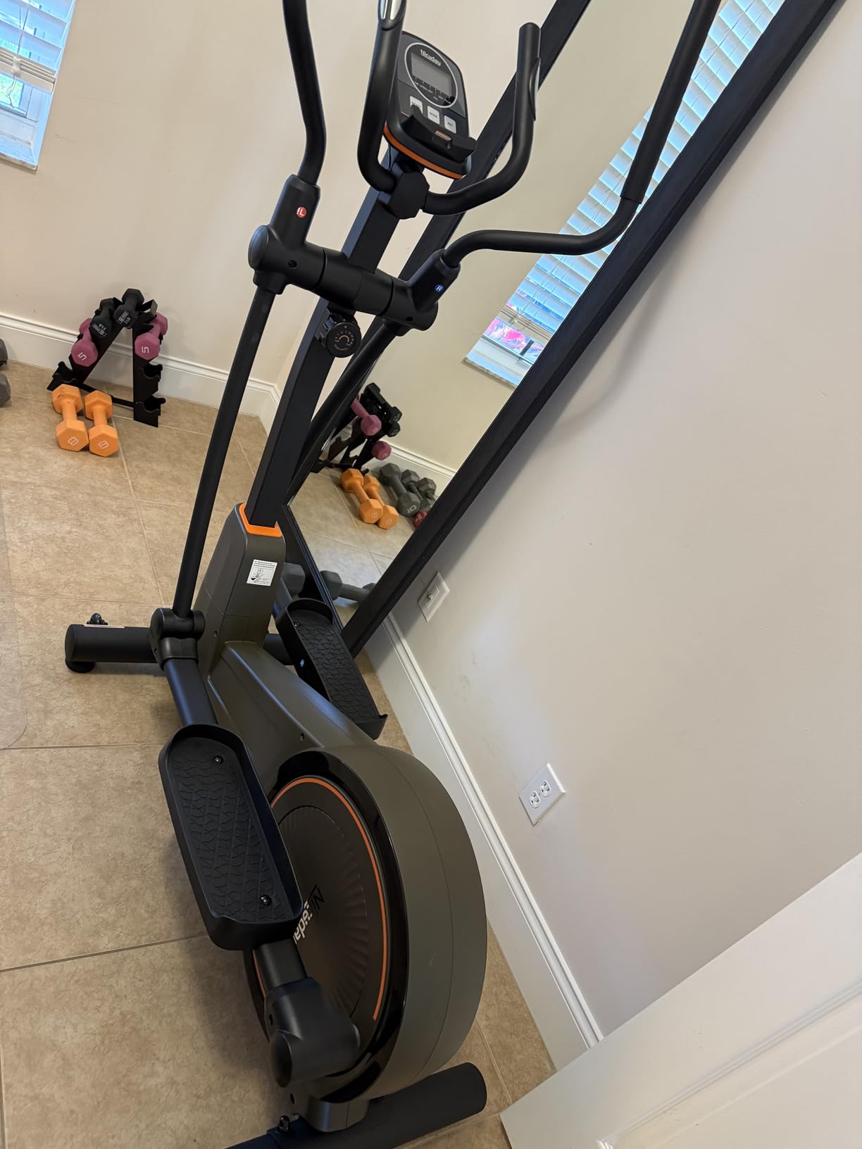 Niceday Elliptical Exercise Machine, Elliptical Machine for Home, Magnetic Elliptical Trainer with 15.5IN-19IN Stride, 16 Resistance Levels, 400LBS Loading Capacity, Support Kinomap APP customer photo 2