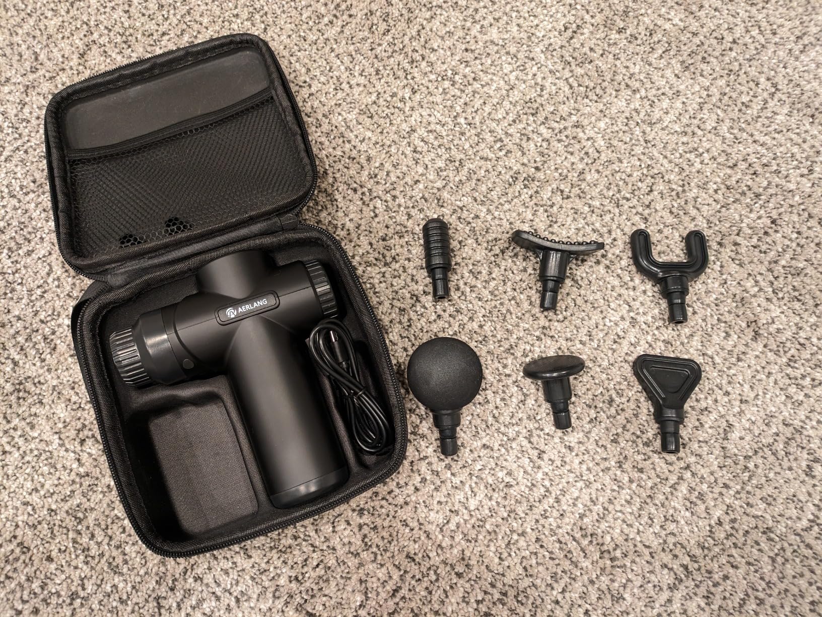 AERLANG Mini Massage Gun, Muscle Deep Tissue Massager Gun, Handheld Percussion Massager, Portable Quiet Massage Gun customer photo 1