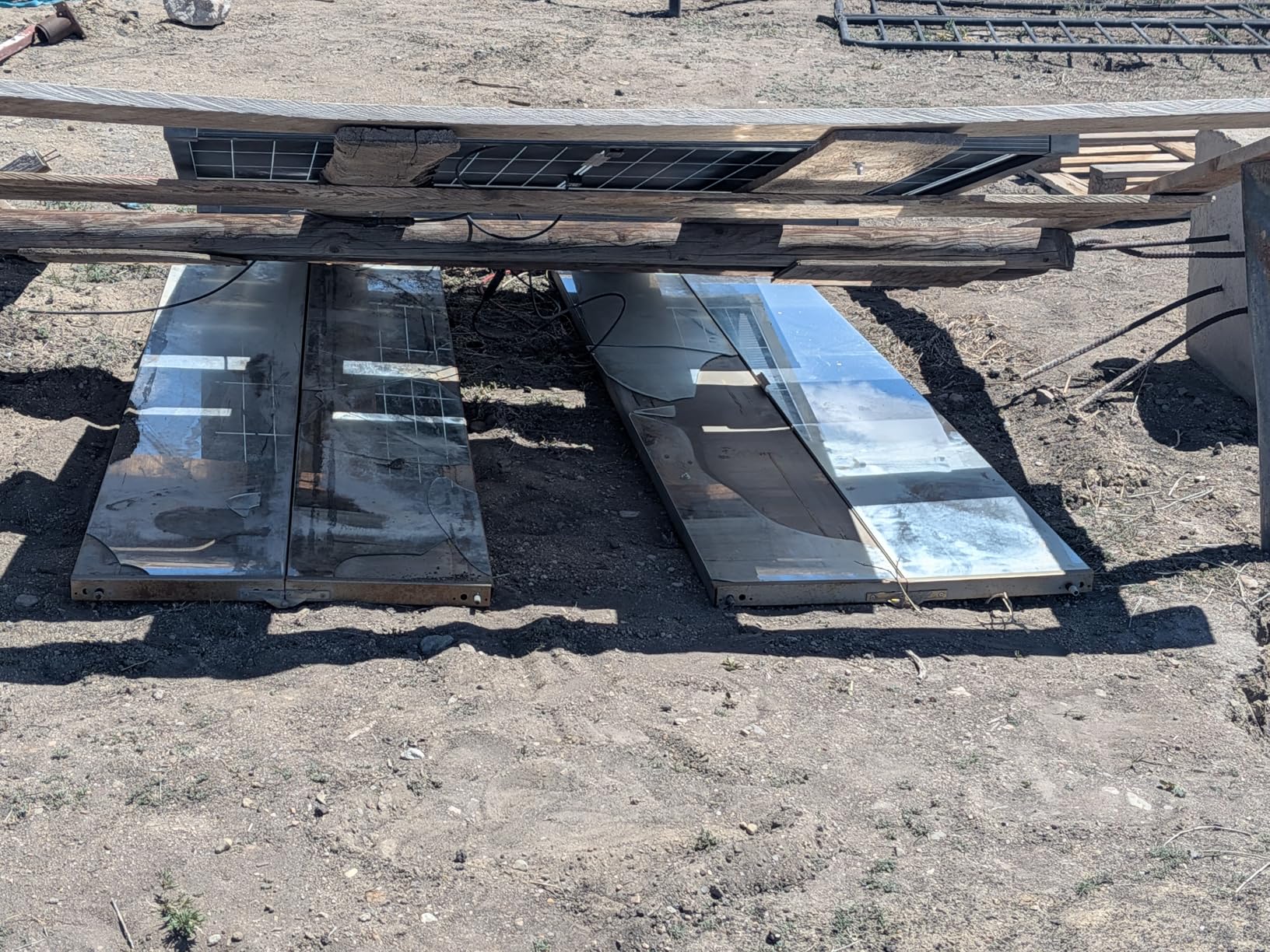 N-Type 16BB 400W Bifacial Solar Panel, 2Pcs 200 Watt Solar Panel 12V, 25% High Efficiency, Dual-module Parallel Anti-Shade Design, for RV Van Marine Home Rooftop Off-Grid Systems (2 Pack 200W) customer photo 2