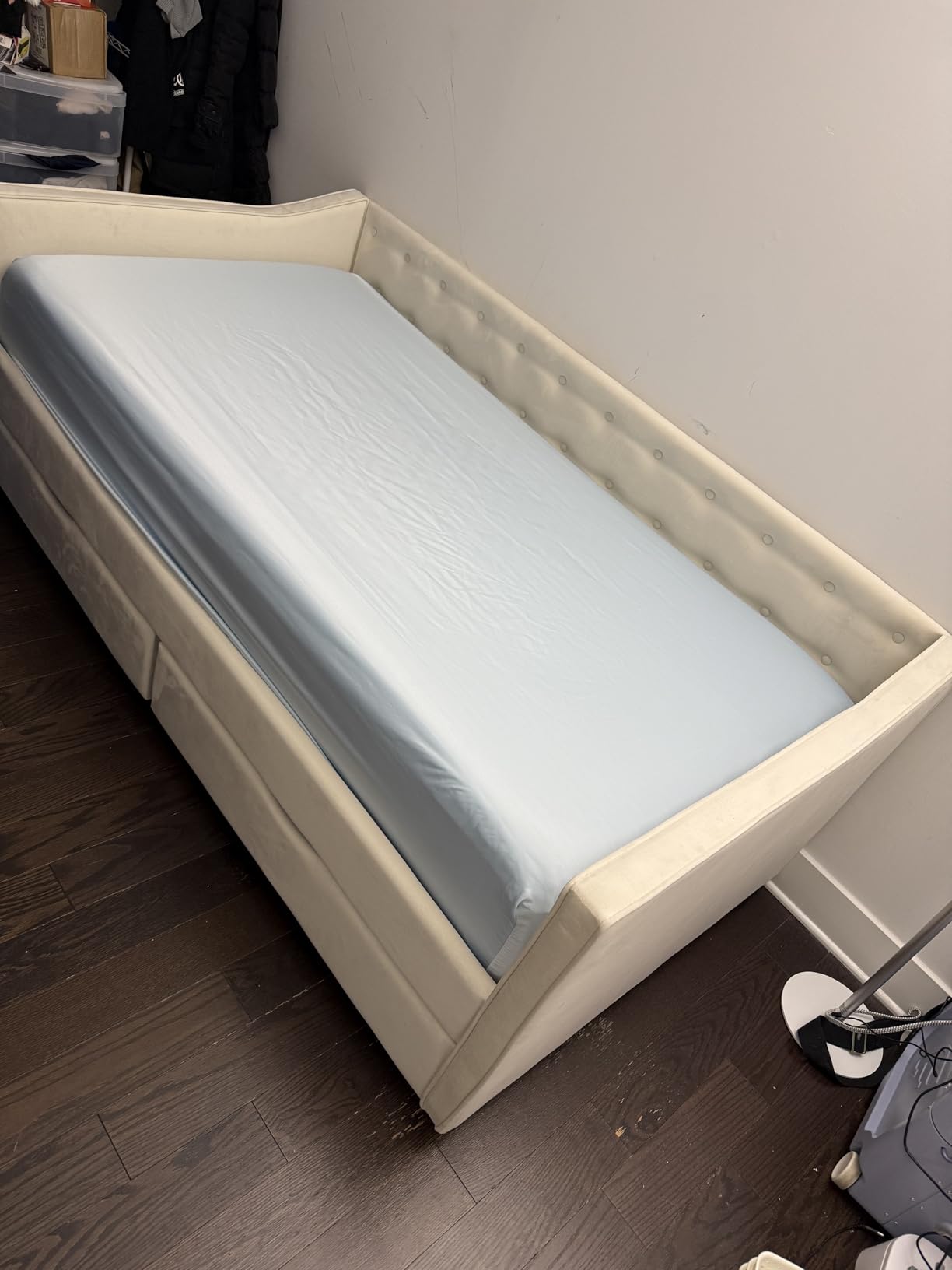 Nectar Classic 12 Inch Queen Mattress - Medium Firm - Contouring Memory Foam - Cooling Top Layer - Back Pain Relief - Mattress in a Box - 365-Night Trial & Forever Warranty customer photo 1