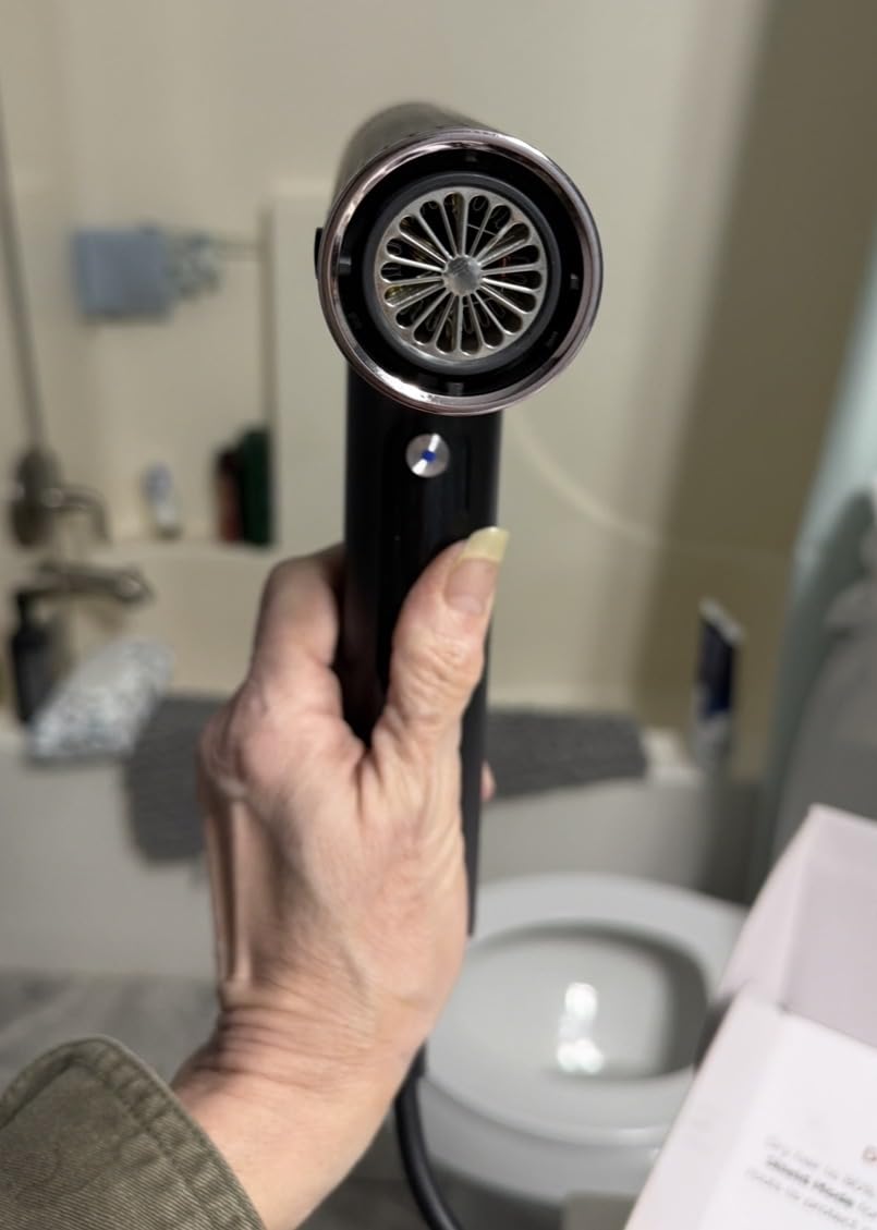 Shark SpeedStyle Pro Professional Performance High-Velocity Hair Dryer System with Scalp Shield and IQ Speed Styling & Drying Suite, Straight and Wavy Hair, Lightweight, Ionic, No Heat Damage, HD731 customer photo 2