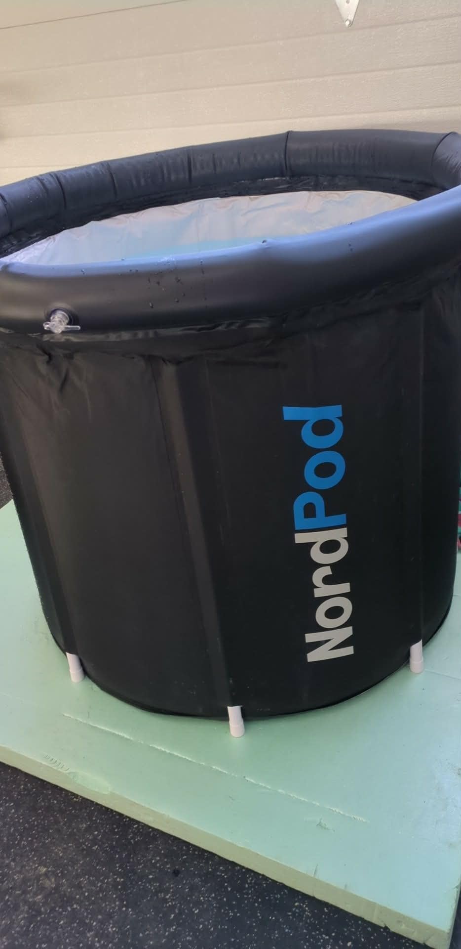 LifePro NordPod Plus Recovery Ice Tub - Portable Cold Plunge Tub with Drop-Stitch Construction - Ice Bath Tub for Athletes - Cold Water Therapy Tub for Ice Bath Recovery with Inflatable Lid & Air Pump customer photo 2