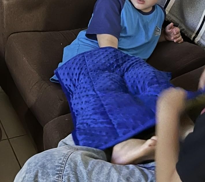 Harkla Weighted Lap Pad for Kids (Deep Blue) customer photo 1