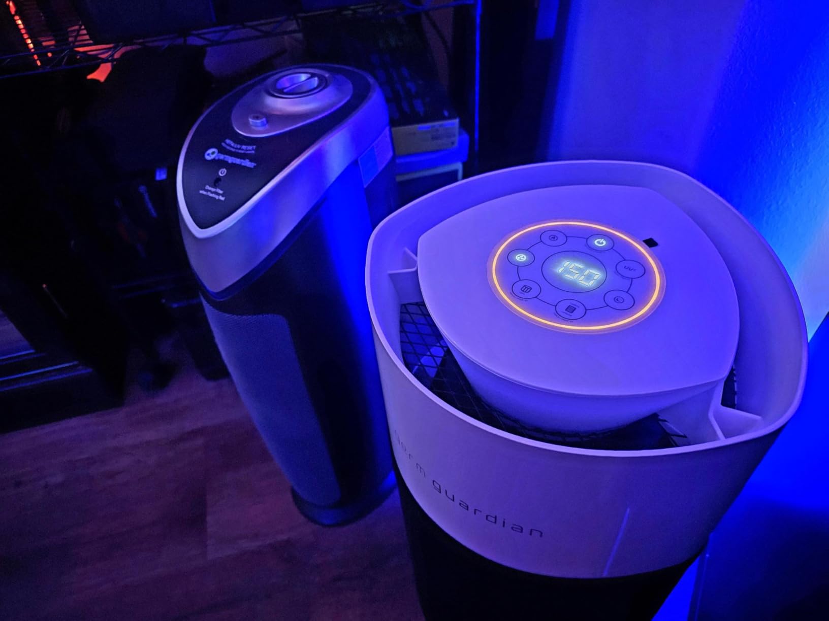 GermGuardian AirSafe+ XL Air Purifier for Home, 360° True HEPA Filter, UV-C Light, Air Quality Monitor, For Large Rooms Up to 1680 Sq Ft, Removes Smoke, Dust & Pet Dander, Gray/White, AC3200 customer photo 1