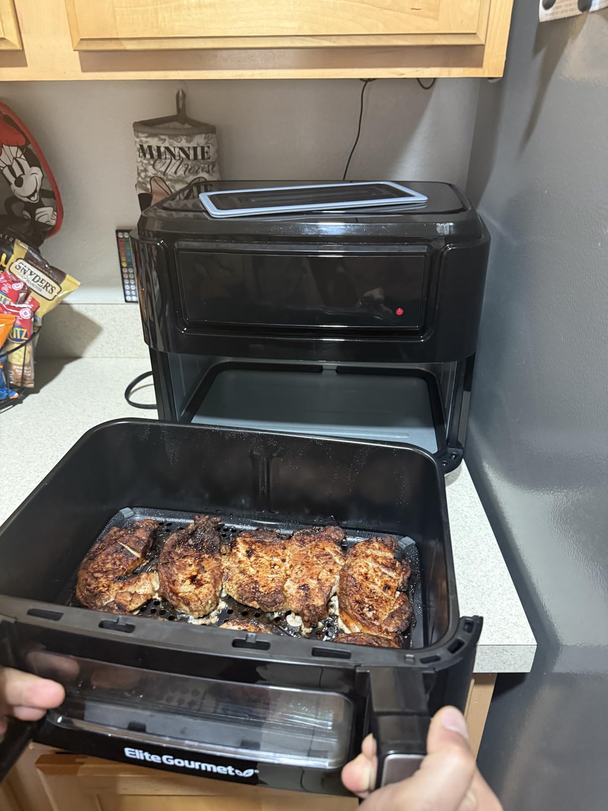 Elite Gourmet Dual Zone Air Fryer Oven 11QT, Dual Basket Air Fryer with Divider, Sync Finish & Sync Cook, PFAS Free Nonstick, 10 Presets, 1600W customer photo 2