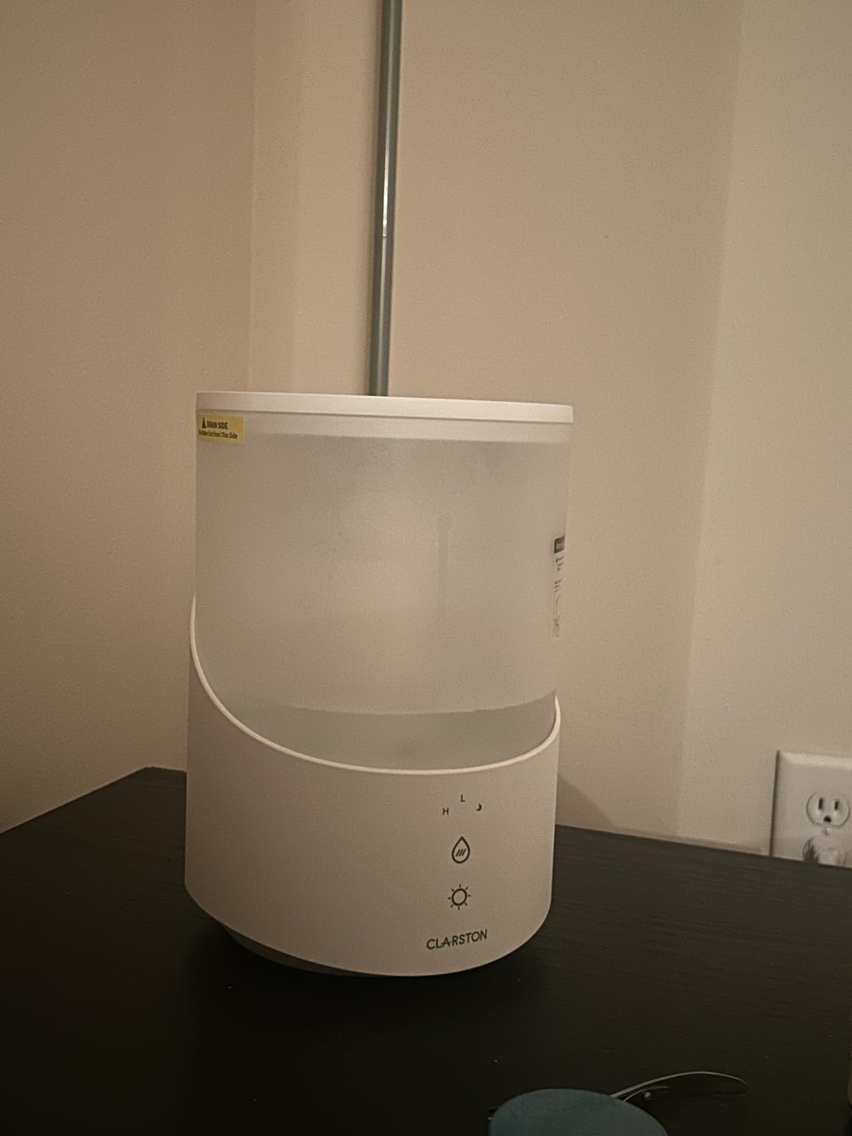 Clarston 2L Cool Mist Humidifier for Bedroom with 360 Degree Adjustable Nozzle, High and Low Mist Levels, Ultra-Low Noise, Light-Off, No BPA, Auto Shut Off, Ideal Baby Humidifier with Easy Top Filling customer photo 1