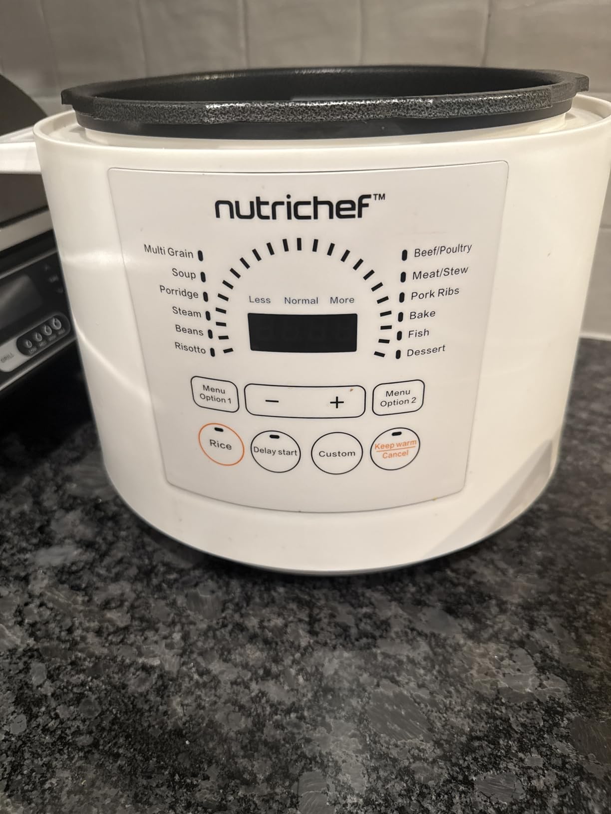 NutriChef Electric Pressure Cooker 6 Quart Capacity, 9 Function Digital Countertop Pressure Cooker, Adjustable Time and Temperature, Cook, Bake, Steam, Broil, and Braise, 13.1 x 11.4 IN, Black customer photo 2
