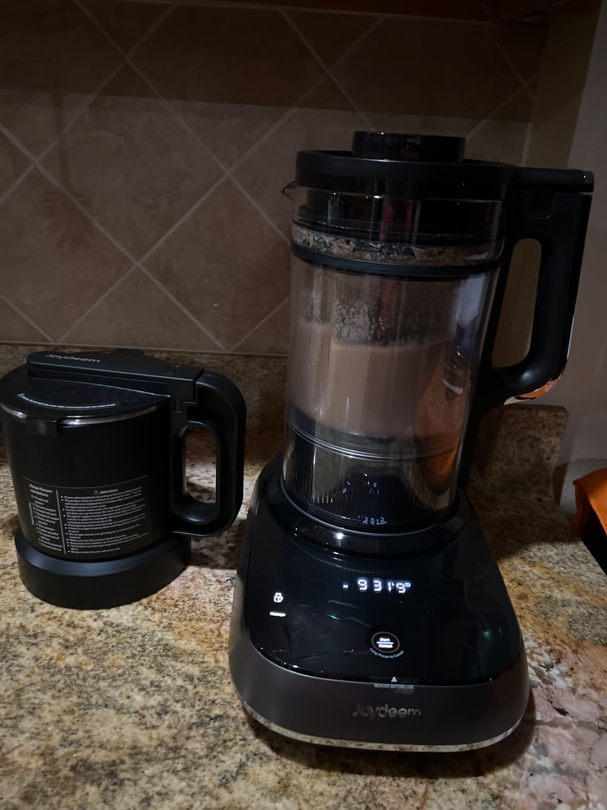Joydeem Soymilk Maker Machine, Heated Blender with Grind Cup, Low Noise Variable Frequency Brushless Motor, 1.75L Capacity, JD-B1Pro customer photo 1
