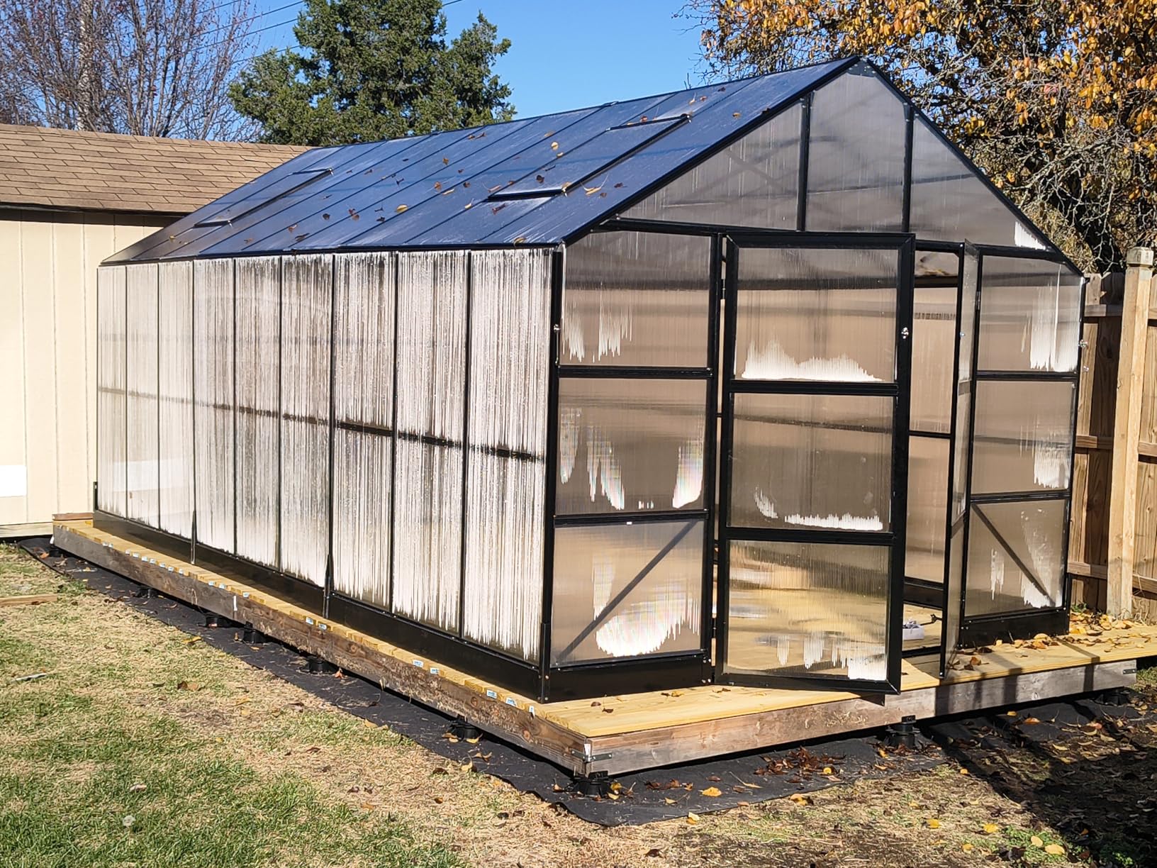 AMERLIFE 10x18x8.4 FT Polycarbonate Greenhouse with 4 Roof Vents & Rain Gutter, Heavy Duty Aluminum Greenhouse for Outdoor Garden Backyard, Black customer photo 1