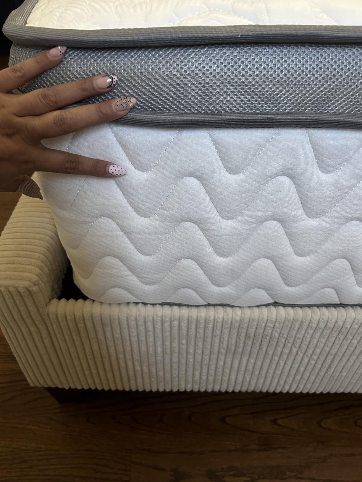 SLEEP100 Queen Mattress 12 Inch, 5-Zone Deep Sleep Firm Mattress with Extra Lumbar & Shoulder Support, Hotel Collection Hybrid Mattresses Pain Relief - Fiberglass Free - No Odor - 365 Night Trial customer photo 1