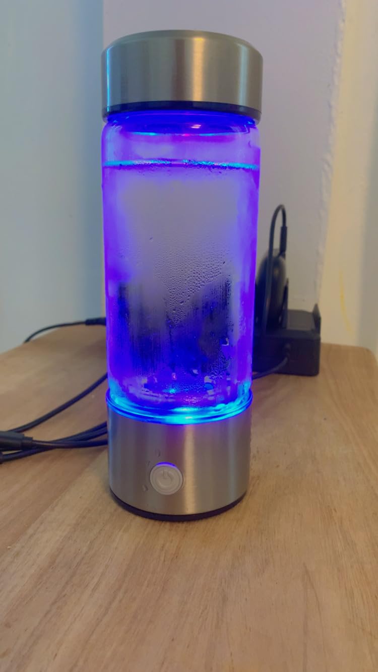 Upgrade Hydrogen Water Bottle, Hydrogen Water Generator with Advanced SPE PEM Technology, 420ml(14OZ) Hydro Water Machine, Portable Water Ionizer for Travel, Office, Fitness & Everyday Hydration customer photo 2