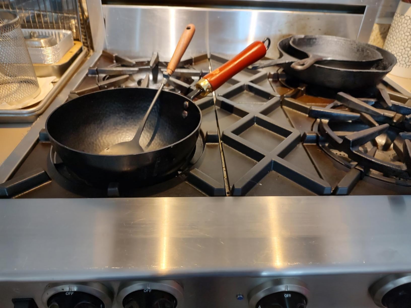 WANGYUANJI 11 Inch Carbon Steel Skillet with Lid-Flat Bottom Frying Pan for Searing & Browning,Nitrided Iron Saute Pan with Removable Handle-Induction Compatible (No Coating,Cooks Crispier&Juicier) customer photo 2