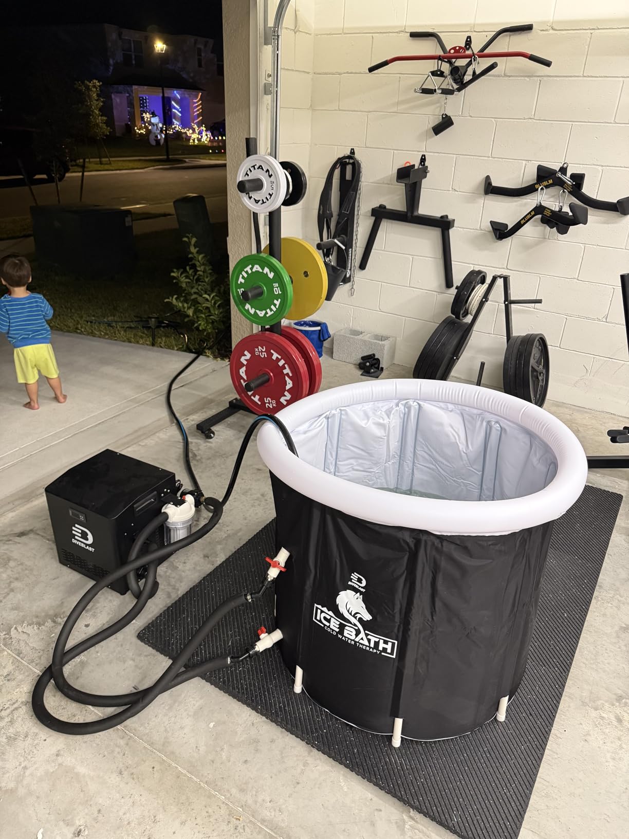 Diveblast Cold Plunge Tub With Water Chiller, Pump and Filter - Low Consumption 2/3 HP Cold Plunge Chiller - Cools Water Down to 39F customer photo 1