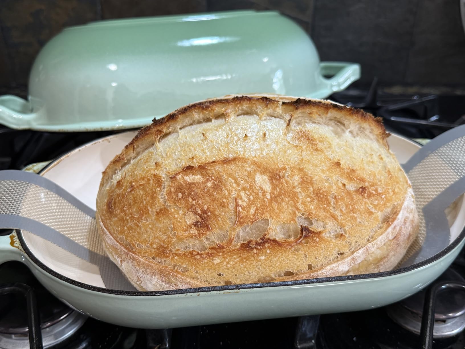 VORRINGARD Enameled Cast Iron Sourdough Bread Oven, Dutch Oven, Loaf Cast Iron Bread Pan for Homemade Bread Baking, Meatloaf Pan with Lid, 5QT, Blue customer photo 2