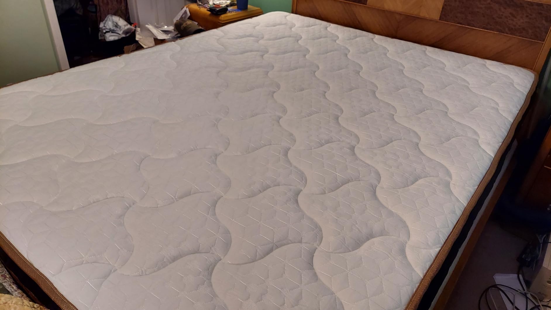 Firm Queen Mattress 14 Inch, Luxury Hotel Cooling Queen Size Hybrid Mattress in a Box, 7-Zones Individual Pocket Spring, Extra Hip/Shoulder/Lumbar Support, Fiberglass-Free, 365-Night Trial, CertiPUR-US customer photo 1
