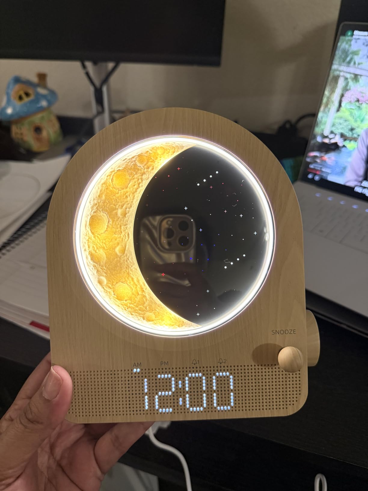 blonbar Sunrise Alarm Clocks for Bedrooms, Stepless Dimmable Moon Lamp Dual Alarm Clock with 12Levels Volume for Heavy Sleepers, 10 Natural Sounds with 30/60/90mins Timer, Gifts for Women customer photo 1