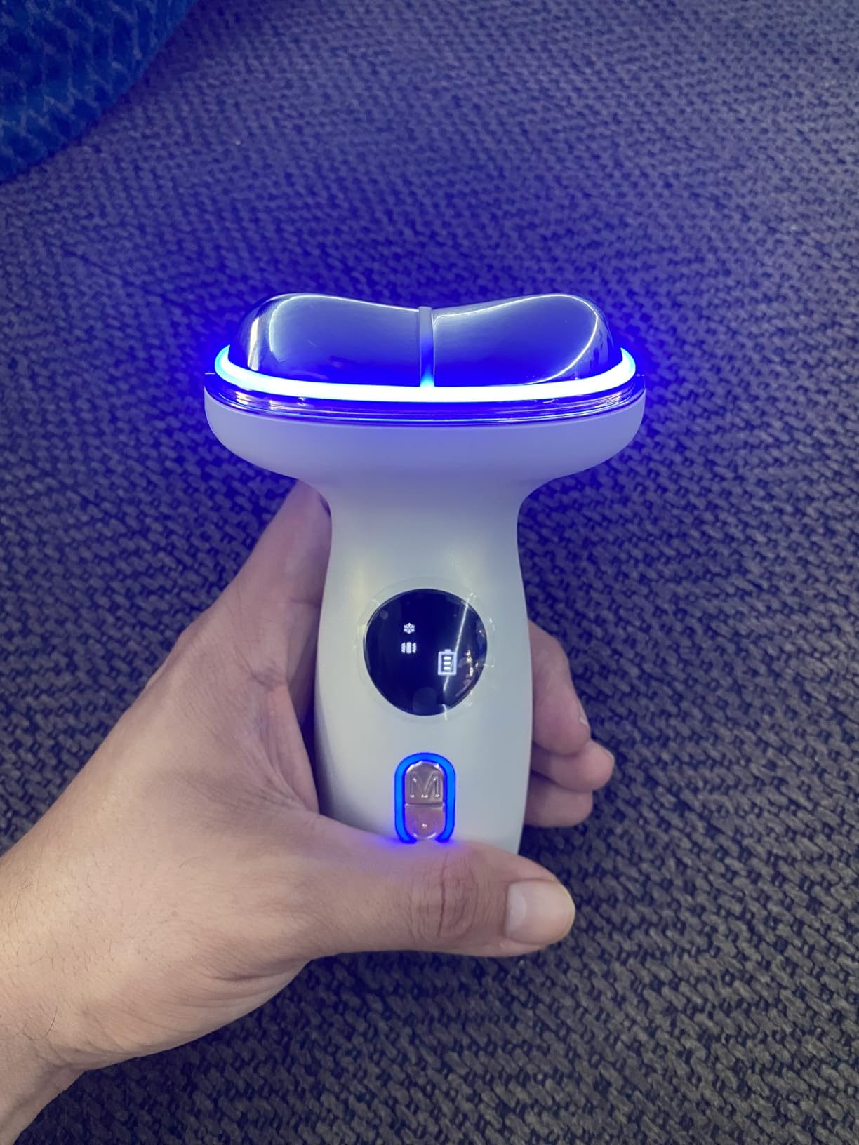 Cold Heat Gua Sha Facial Neck Lymphatic Massager, 7-in-1 LED Red Light Face Depuffer Sculpting Tool, Hot Electric Gua Sha Lift Device & Cooling Depuffing Wand, for Contouring, Firming customer photo 1
