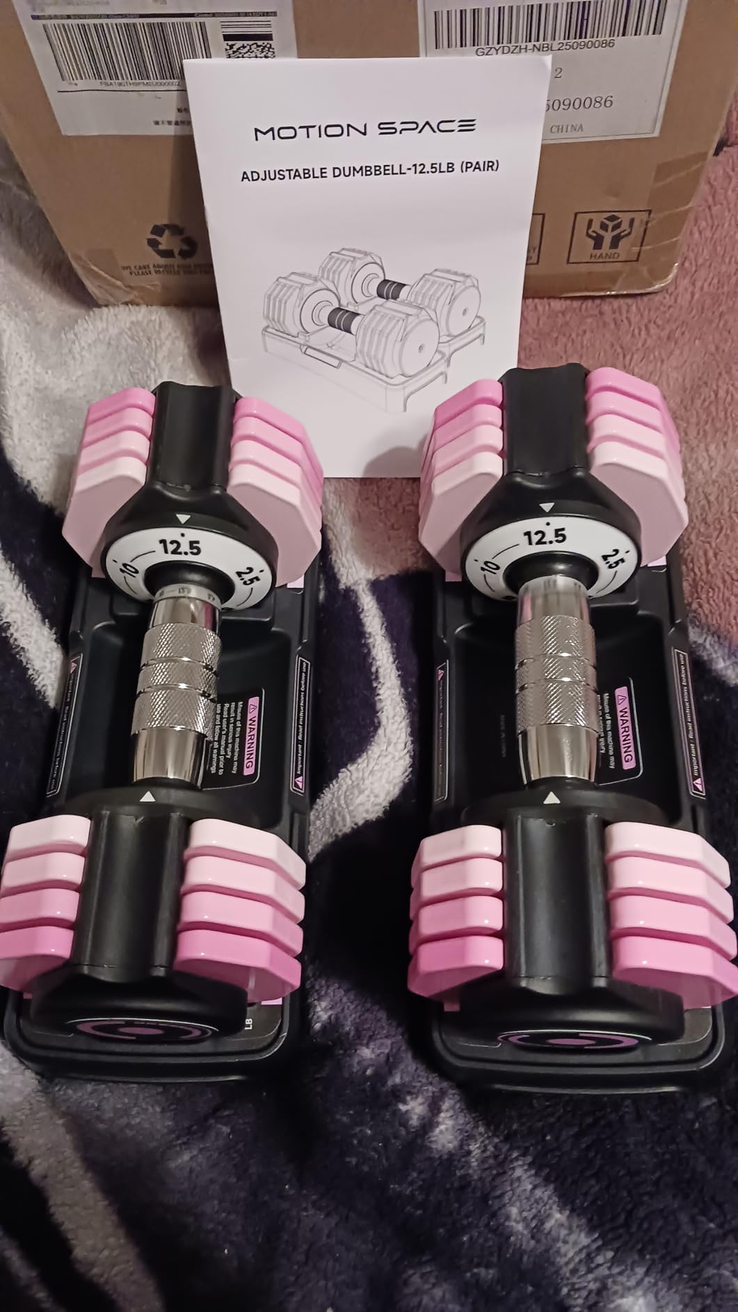 Adjustable Dumbbells Set 12.5LB Pair, 1-Sec Fast Adjustable 5 Free Weights, Premium Comfort Non-slip Metal Handle, Compact Size for Full Body Home Workout customer photo 1