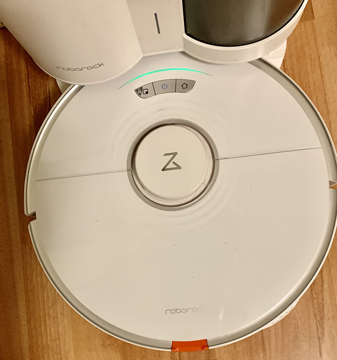 roborock Q10 S5+ Robot Vacuum and Mop, 10,000Pa Suction, 70 Days Self-Emptying, Obstacle Avoidance, Sonic Mopping, Dual Anti-Tangle Design, Auto Mop Lifting, Black customer photo 1
