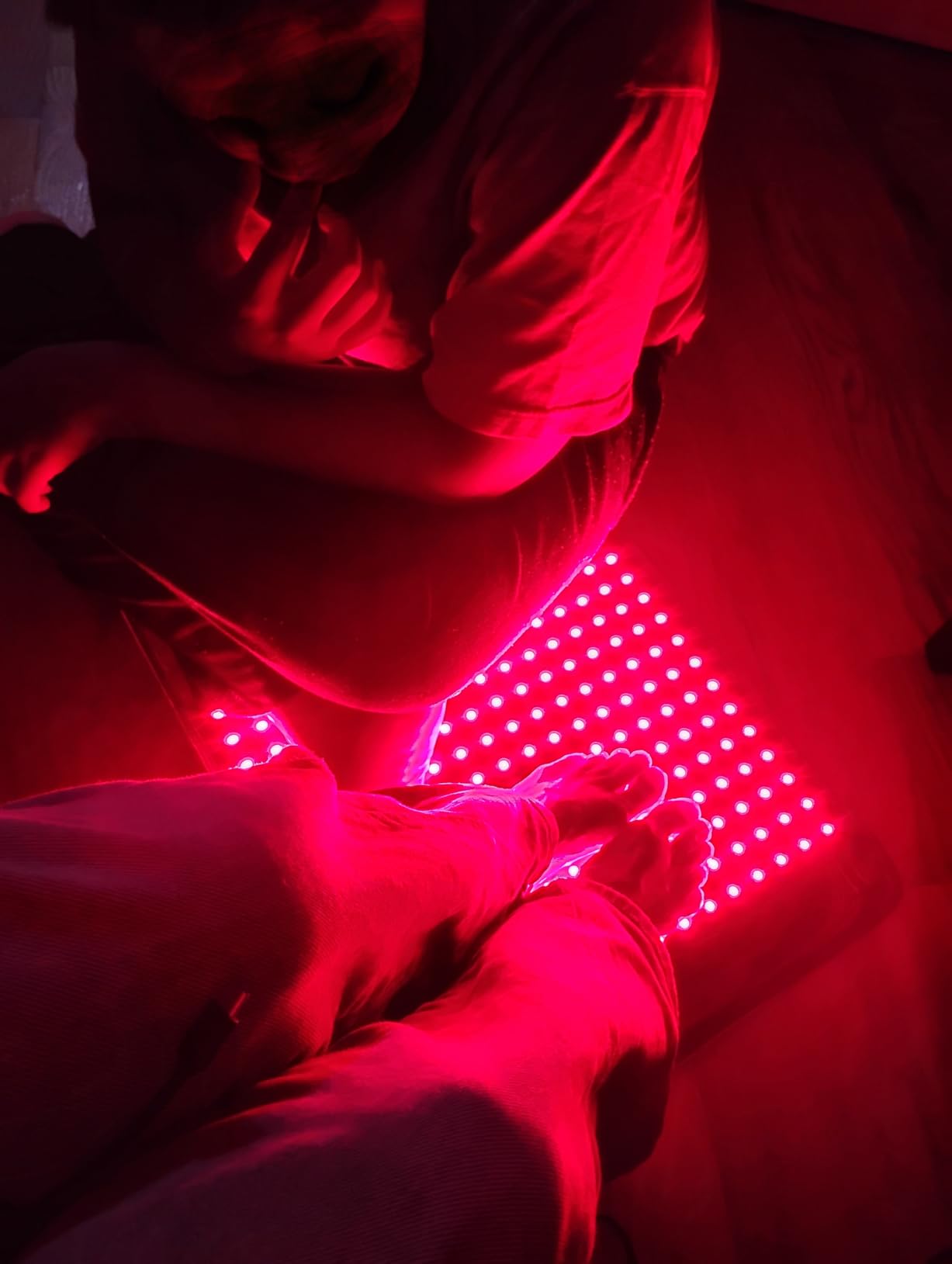 Comfytemp 33'' x 17'' Red Light Therapy Mat for Body, FSA Eligible HSA Near Infrared Light Therapy Pad, 660nm & 850nm Light Blanket for Back Belly Knee Joints Muscle customer photo 1