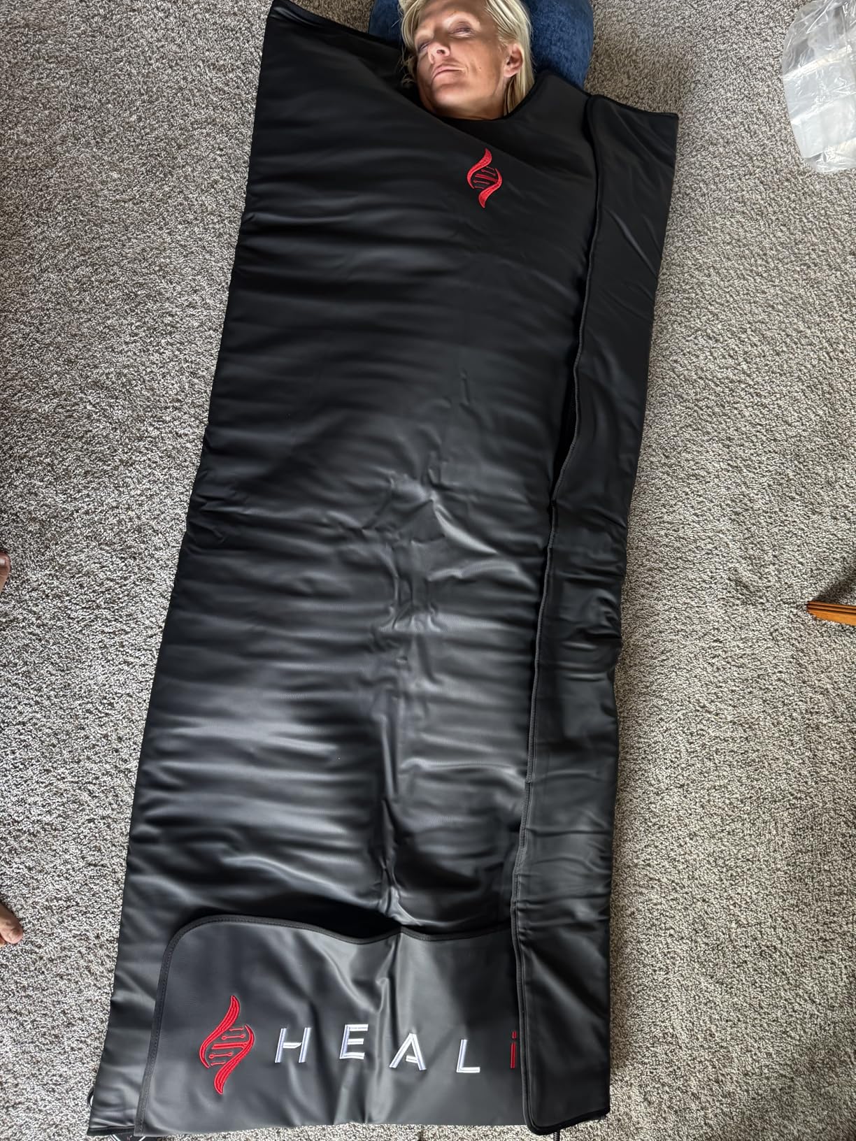 Healix Infrared Sauna Blanket Zero EMF | Portable Home Sauna Blanket for Relaxation & Wellness | Far Infrared Heating, Adjustable Temp (77-176F), Carbon Fiber Heating, Hook-and-Loop Closure customer photo 1