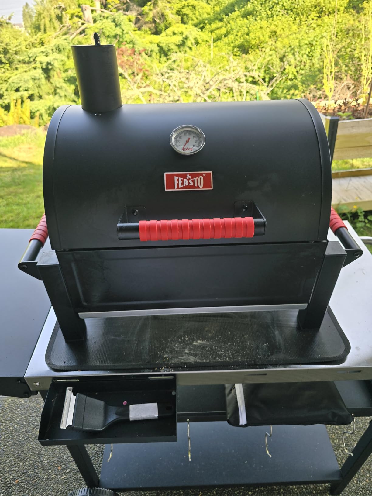 Feasto Heavy-Duty 30-Inch Charcoal Grill with Offset Smoker Grill, Side Table & 815 Sq. In Cooking Space, Outdoor BBQ Grill for Outdoor Barbecue in Backyard, Patio and Parties, Black customer photo 2