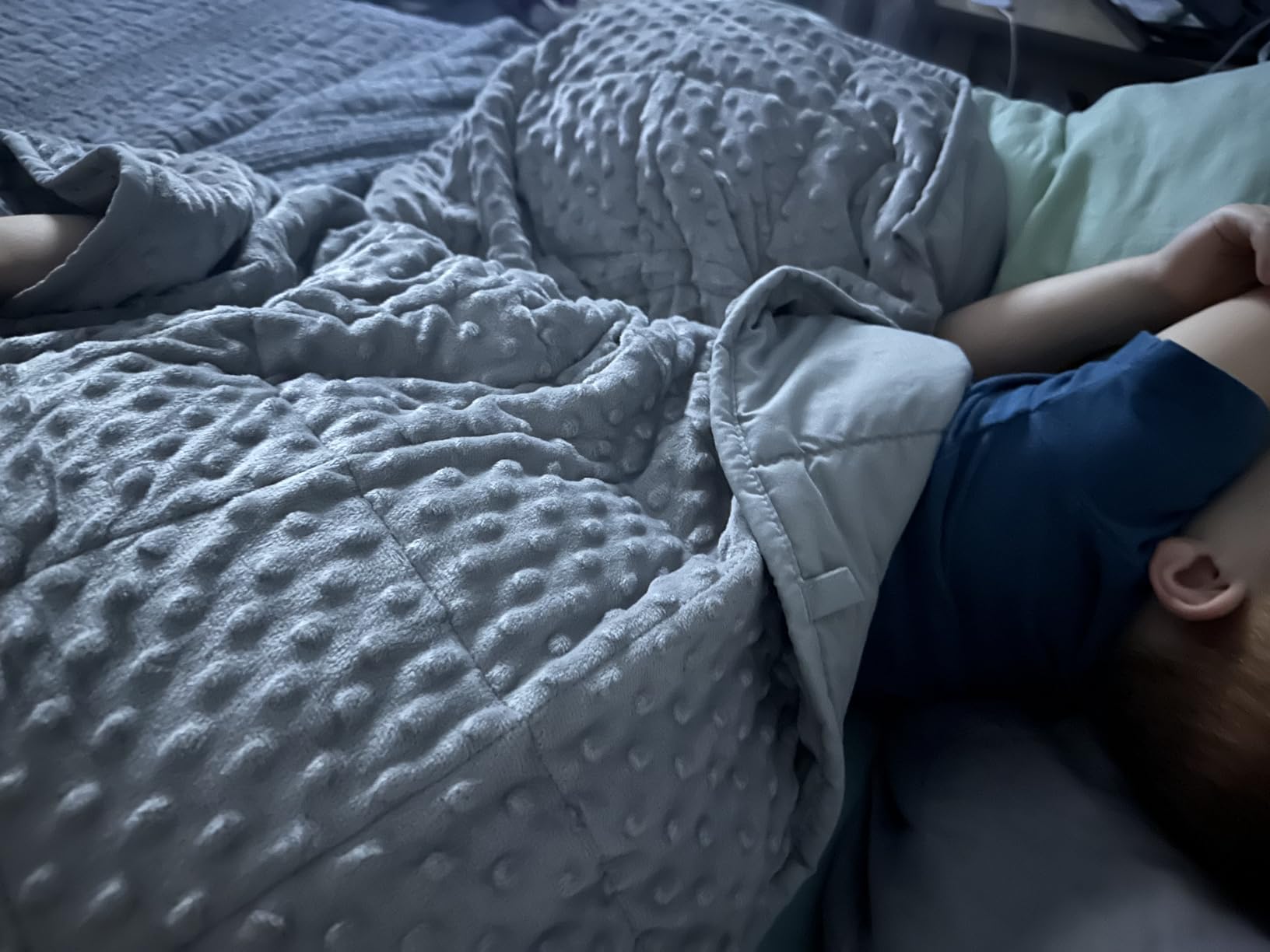 Kivik Cooling Weighted Blanket for Adults, 15 lbs Breathable Minky Dot Heavy Throw Blankets, Ultra Soft Weighted Comforter, Machine Washable, 60