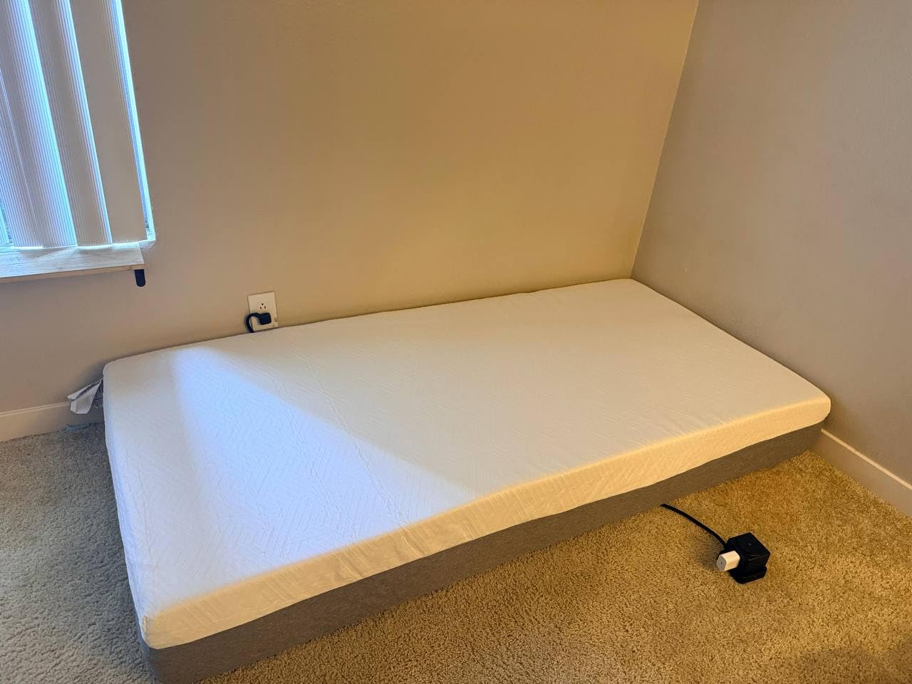 Novilla 10 Inch Twin XL Gel Memory Foam Mattress in a Box, Back Pain Relief & Body Support, Grey, CertiPUR-US Certified customer photo 1