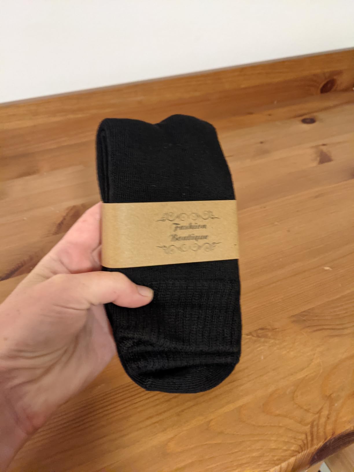 Heated Socks for Men Women with APP Control, 8000mAh Battery Rechargeable Electric Washable Winter Warm Feet and Outdoor for Hunting Skiing Cycling Camping customer photo 1