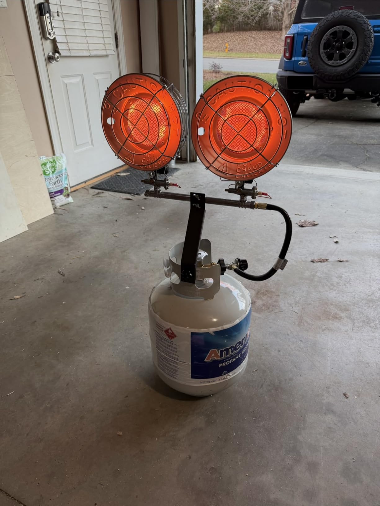 SISUPASSIE 30000BTU Propane Heater, Portable Propane Heater for Outdoor Use with 3 Adjustable Modes and Safety Shut-off Valve for Patio, Camping, Fishing, Garage customer photo 1