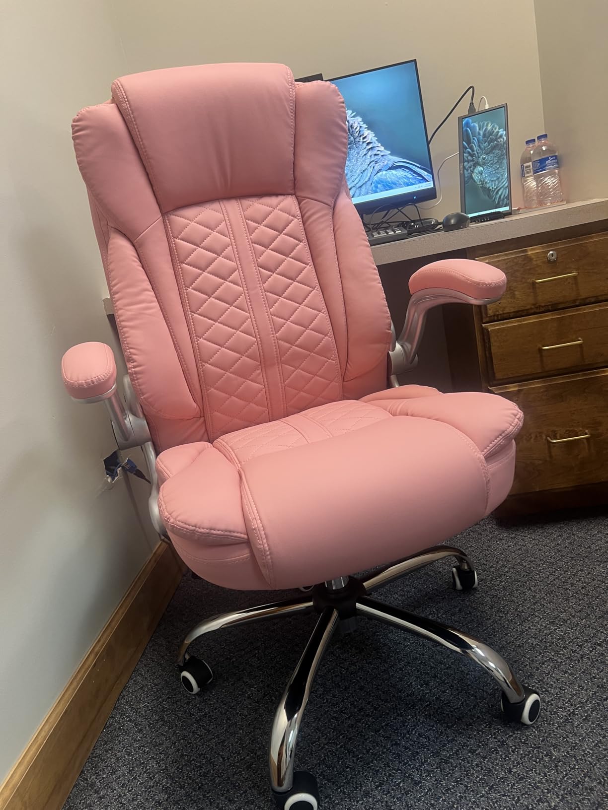 400lbs Executive Office Chair with Flip-Up Armrests, Big and Tall Computer Chair for Heavy People, Heavy Duty Ergonomic Comfy Chair, Breathable PU Leather (Grey) customer photo 2