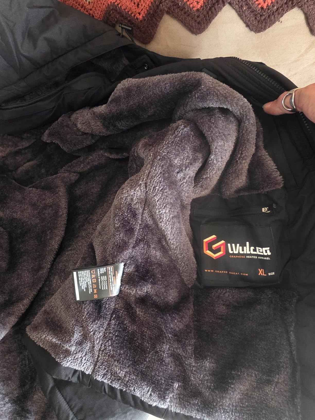 Graphene Heated Jacket for Men Fur Lined with Large Capacity Battery Pack customer photo 2