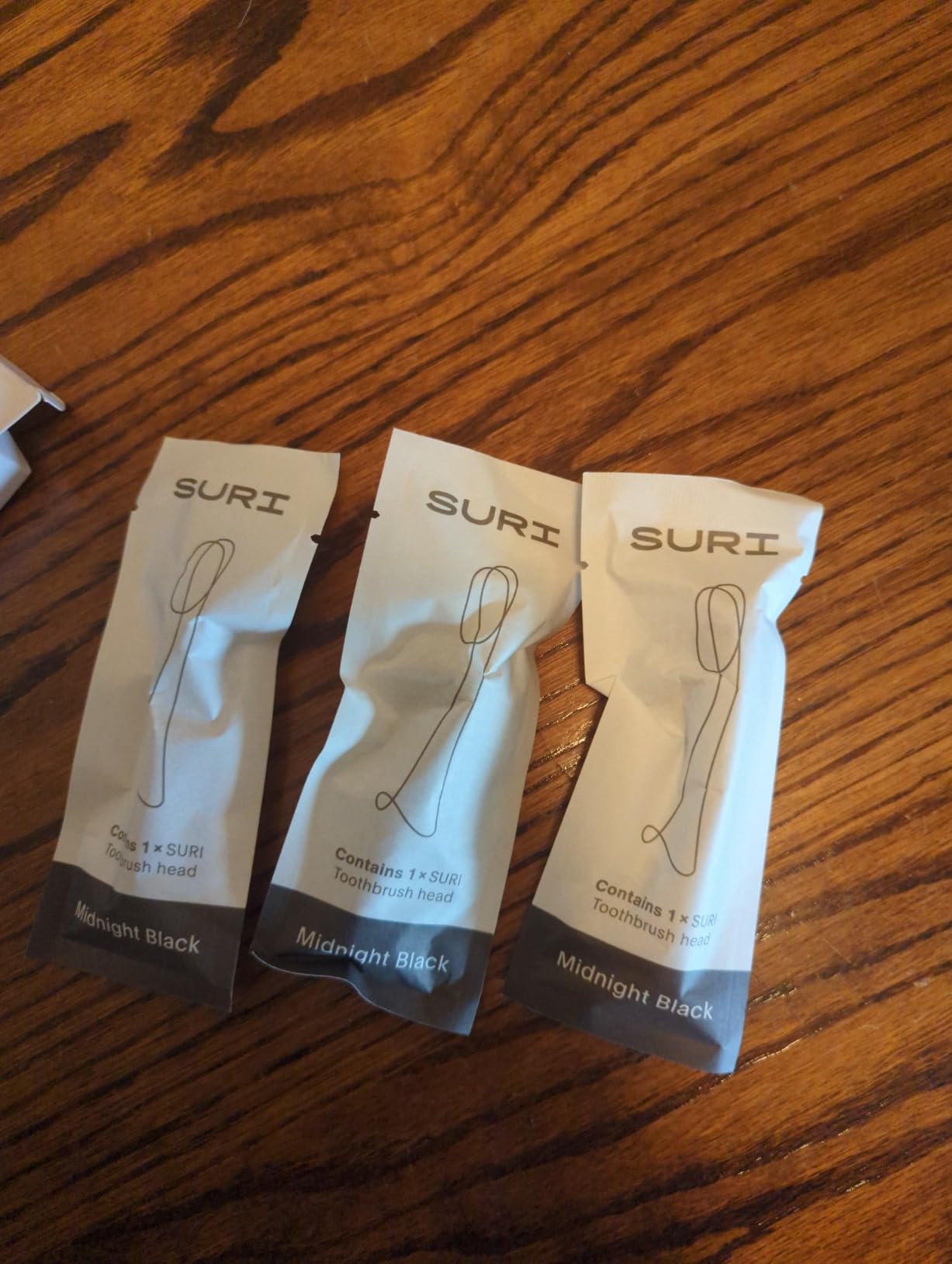SURI 2.0 Sonic Electric Toothbrush with Pressure Sensor | 1 Month+ Battery | Designed in California, Green customer photo 2
